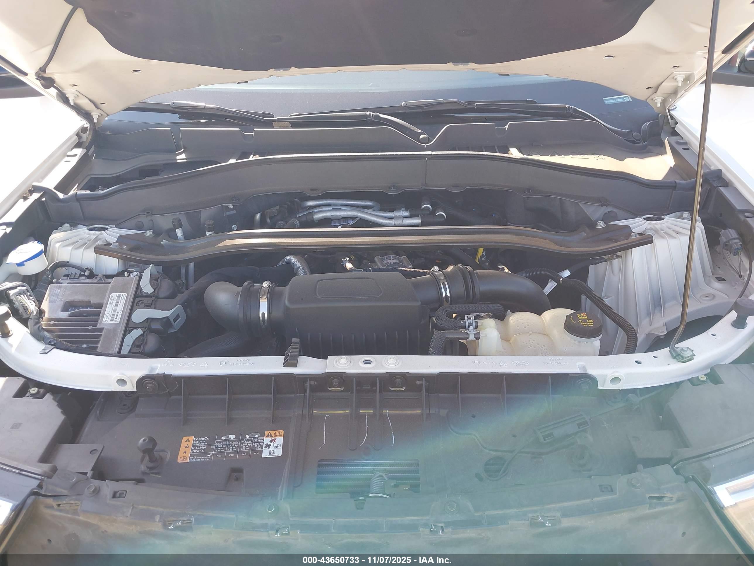 FORD EXPLORER image 10
