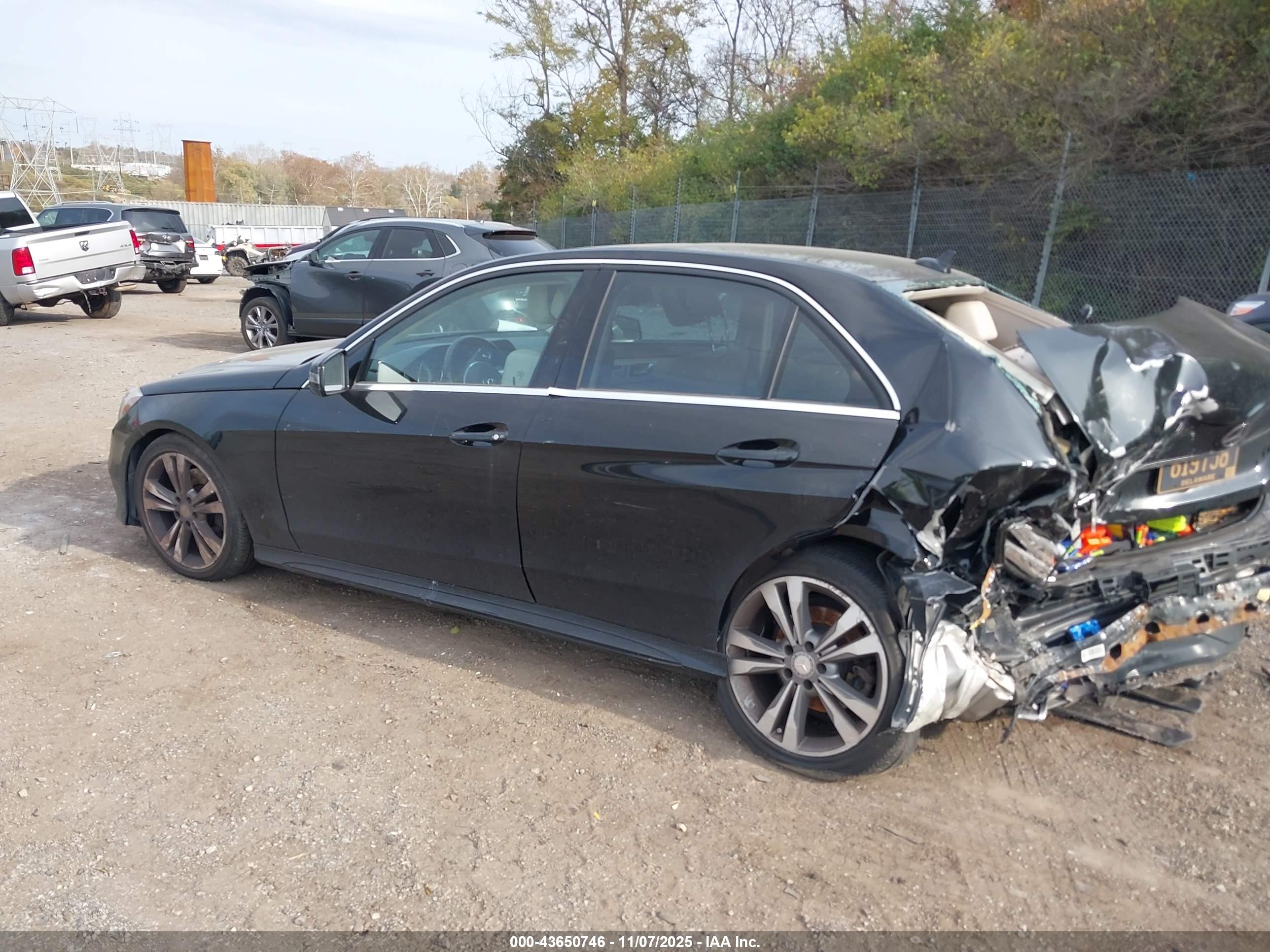 MERCEDES-BENZ E image 3