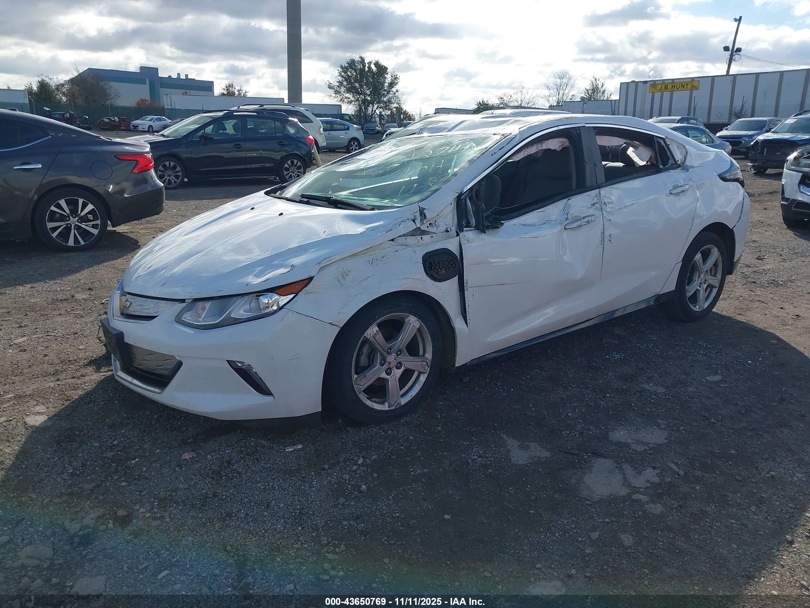 CHEVROLET VOLT image 2