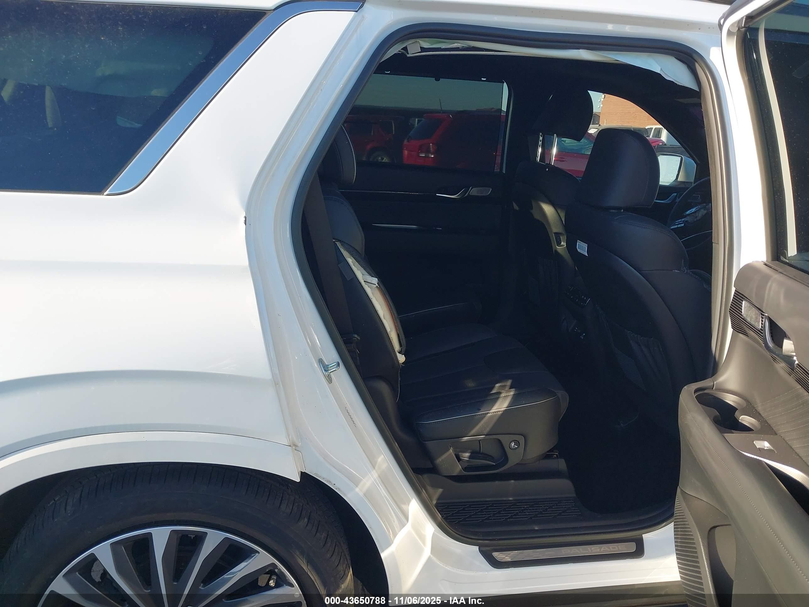 HYUNDAI PALISADE image 8