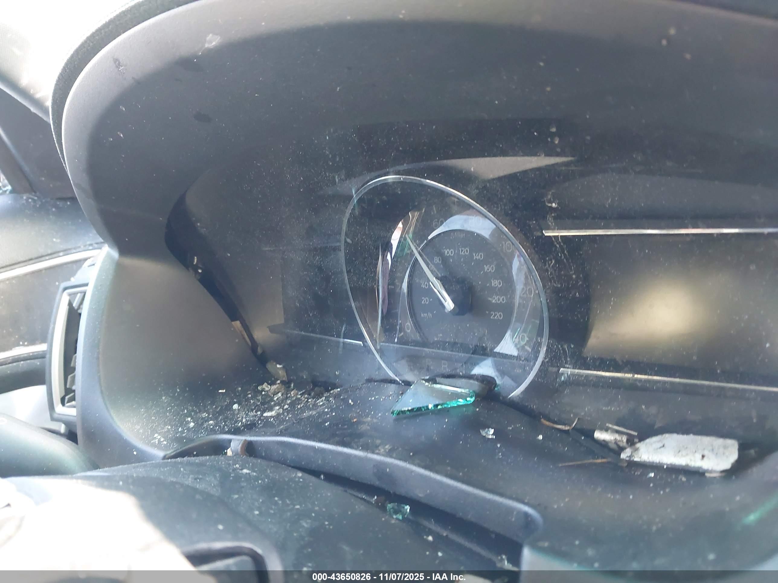 FORD EXPLORER image 7