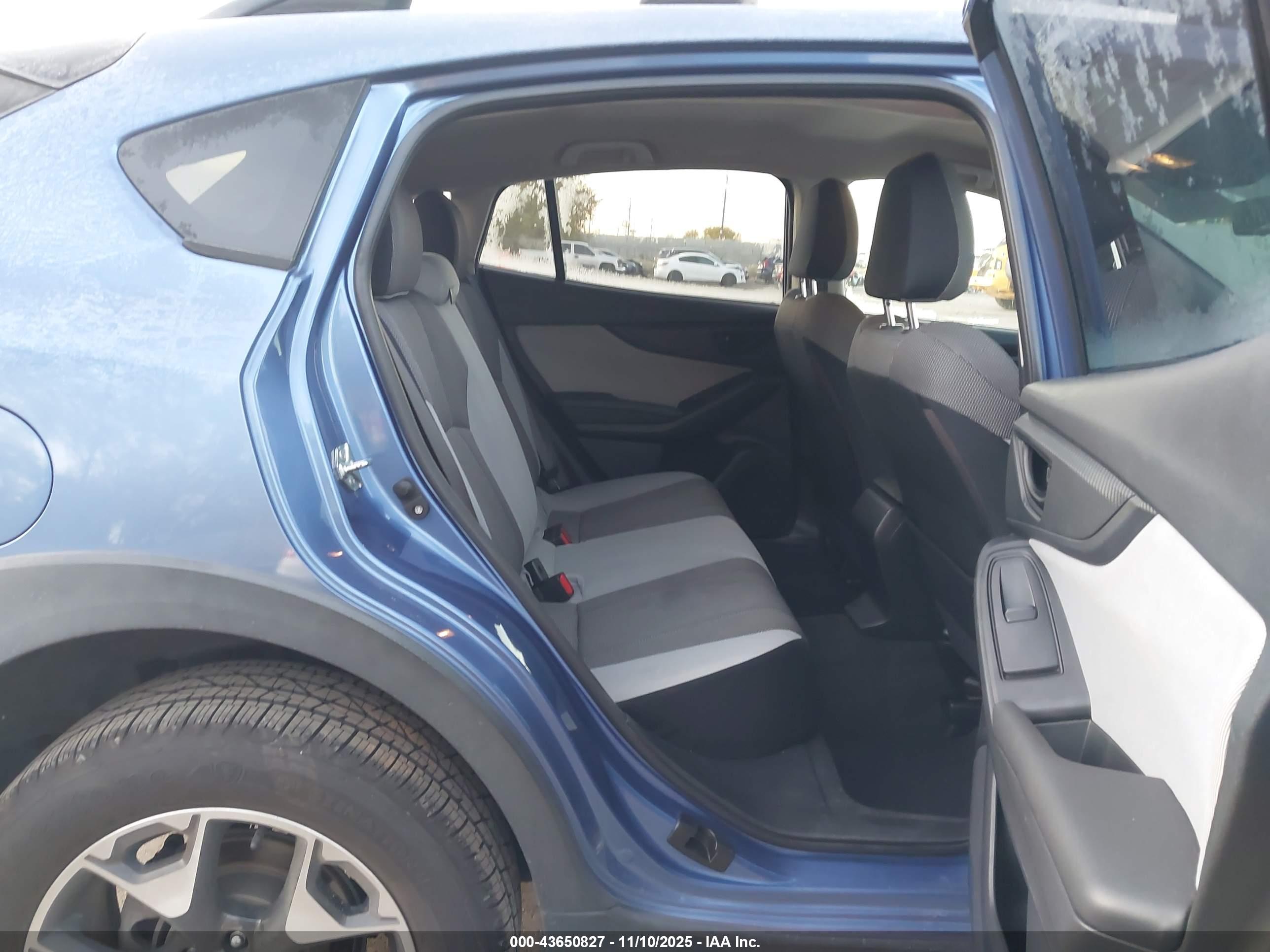SUBARU CROSSTREK image 8