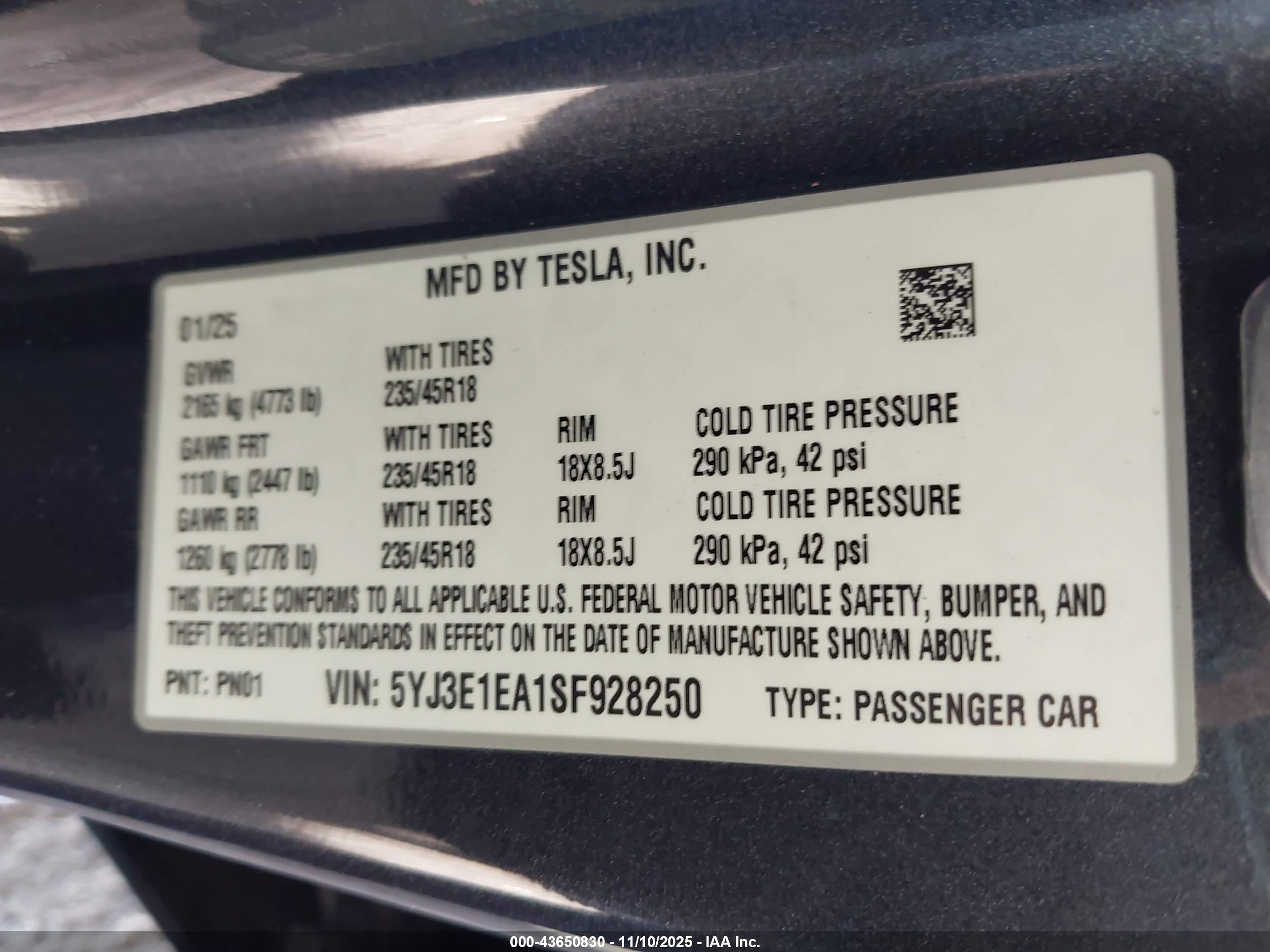 TESLA MODEL image 9
