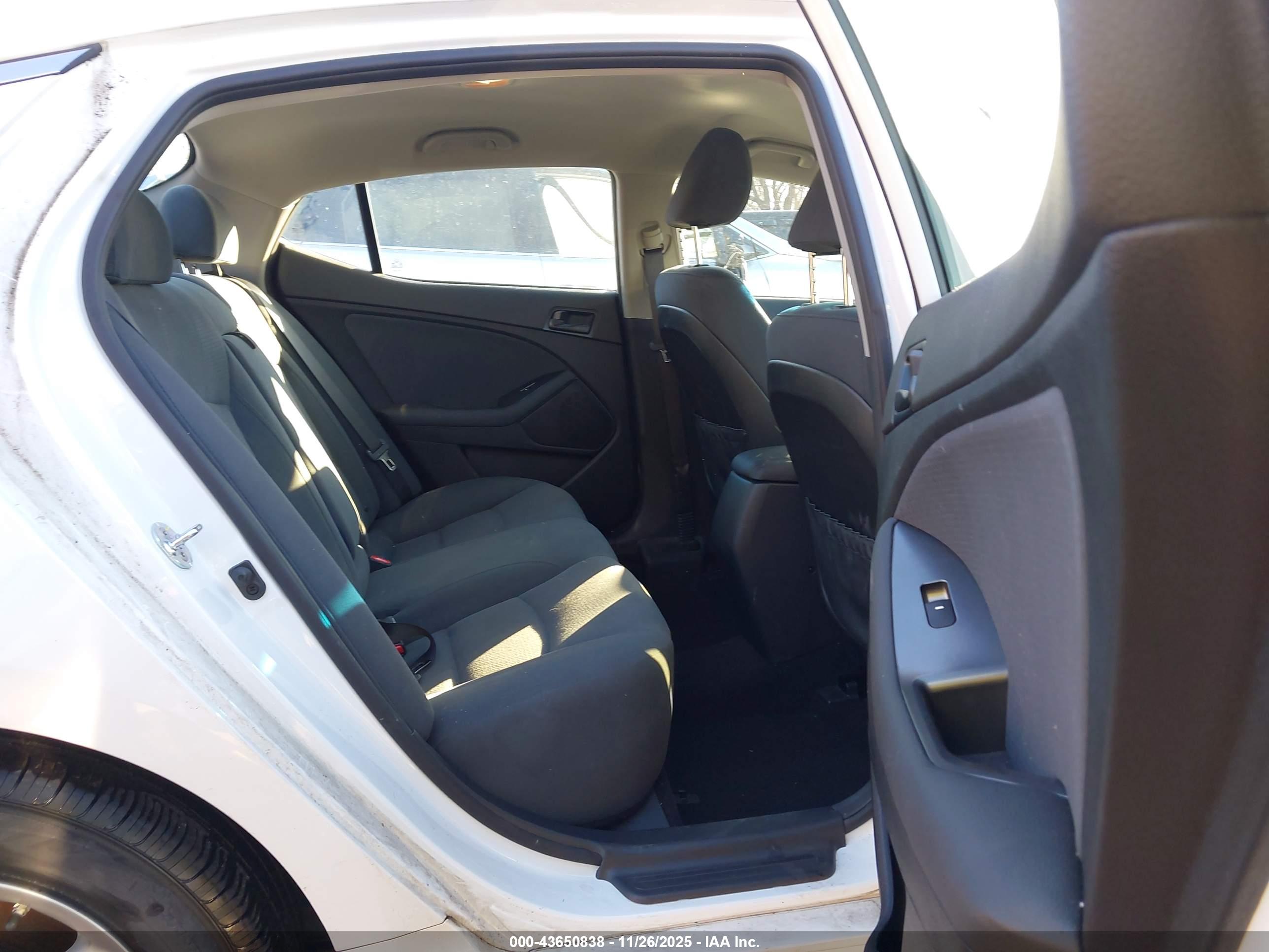 KIA OPTIMA image 8