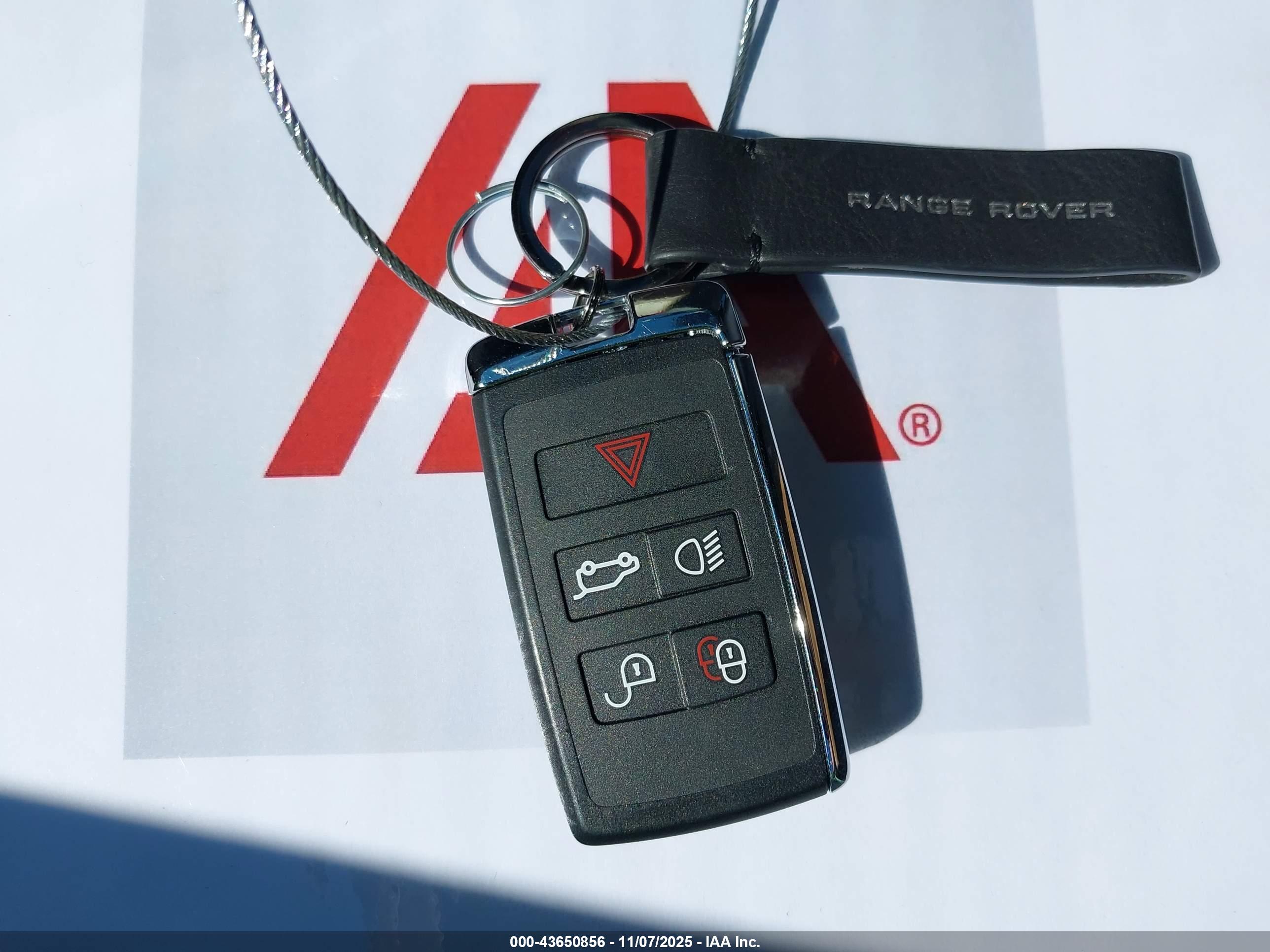 LAND ROVER image 11