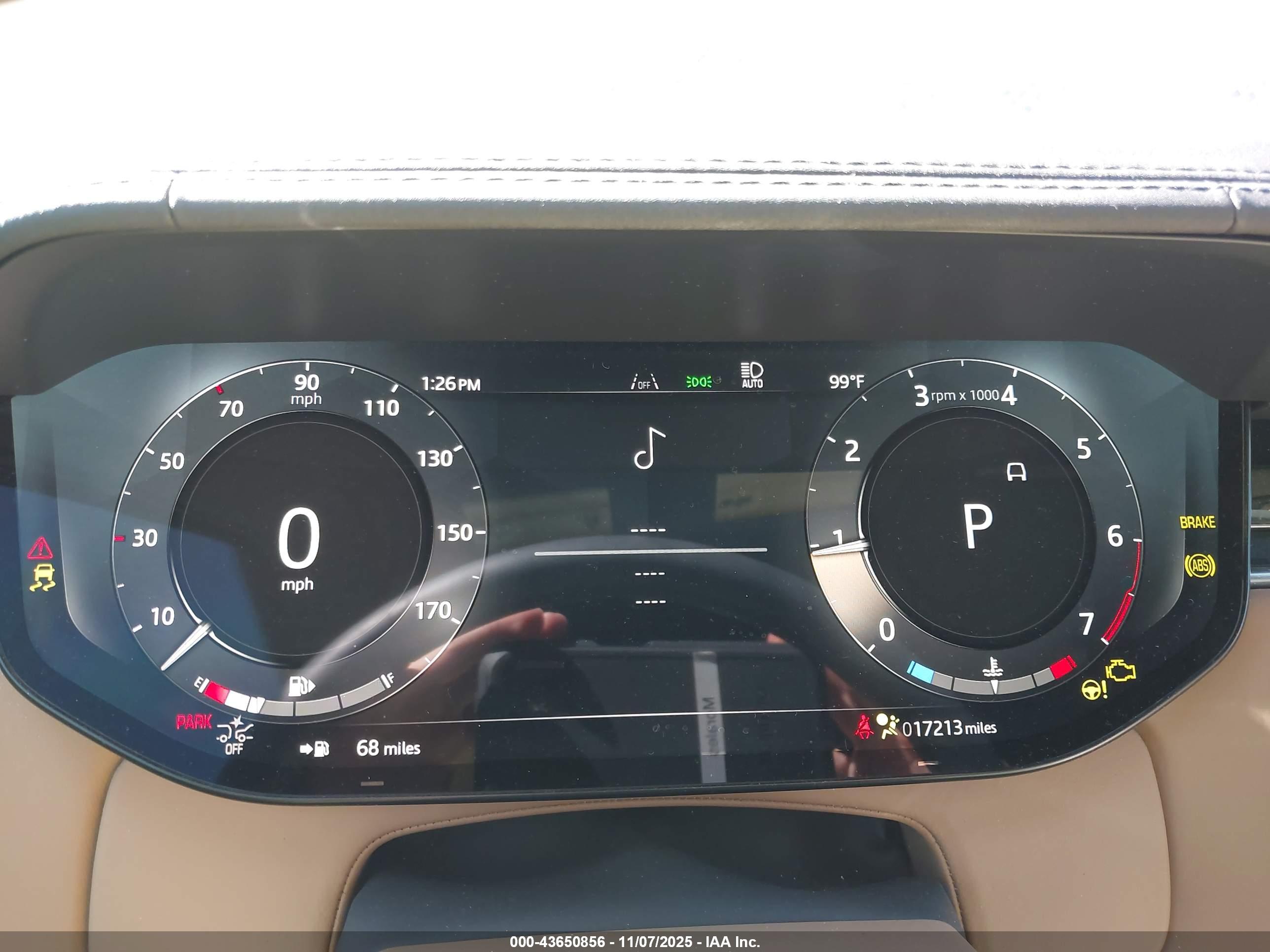 LAND ROVER image 7