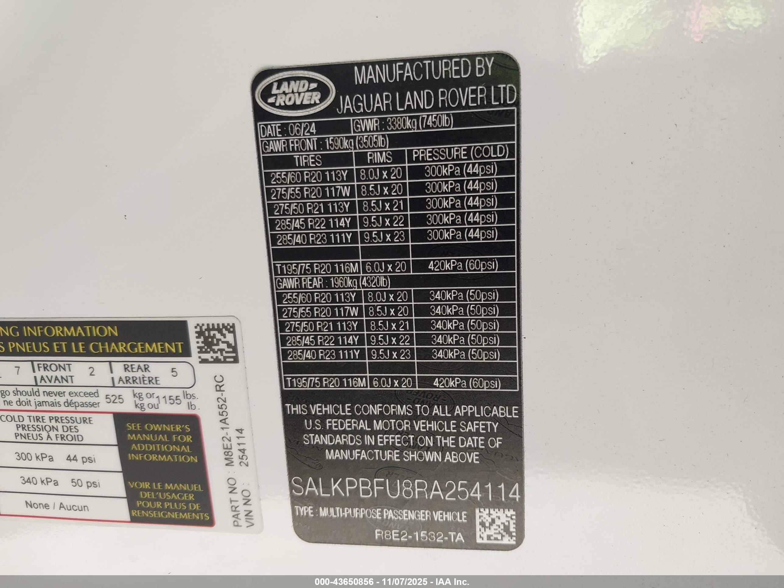 LAND ROVER image 9