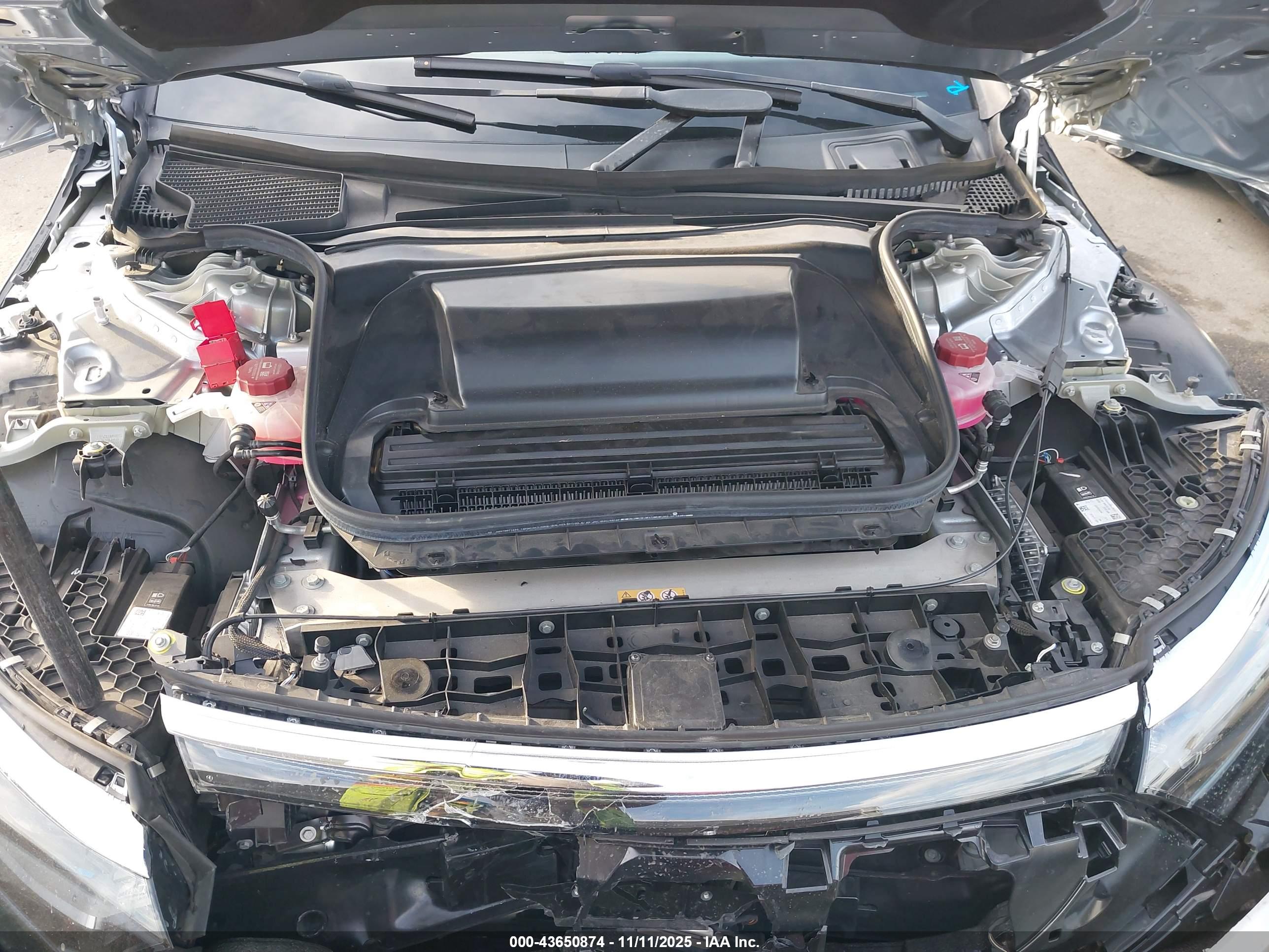 MERCEDES-BENZ EQS image 10
