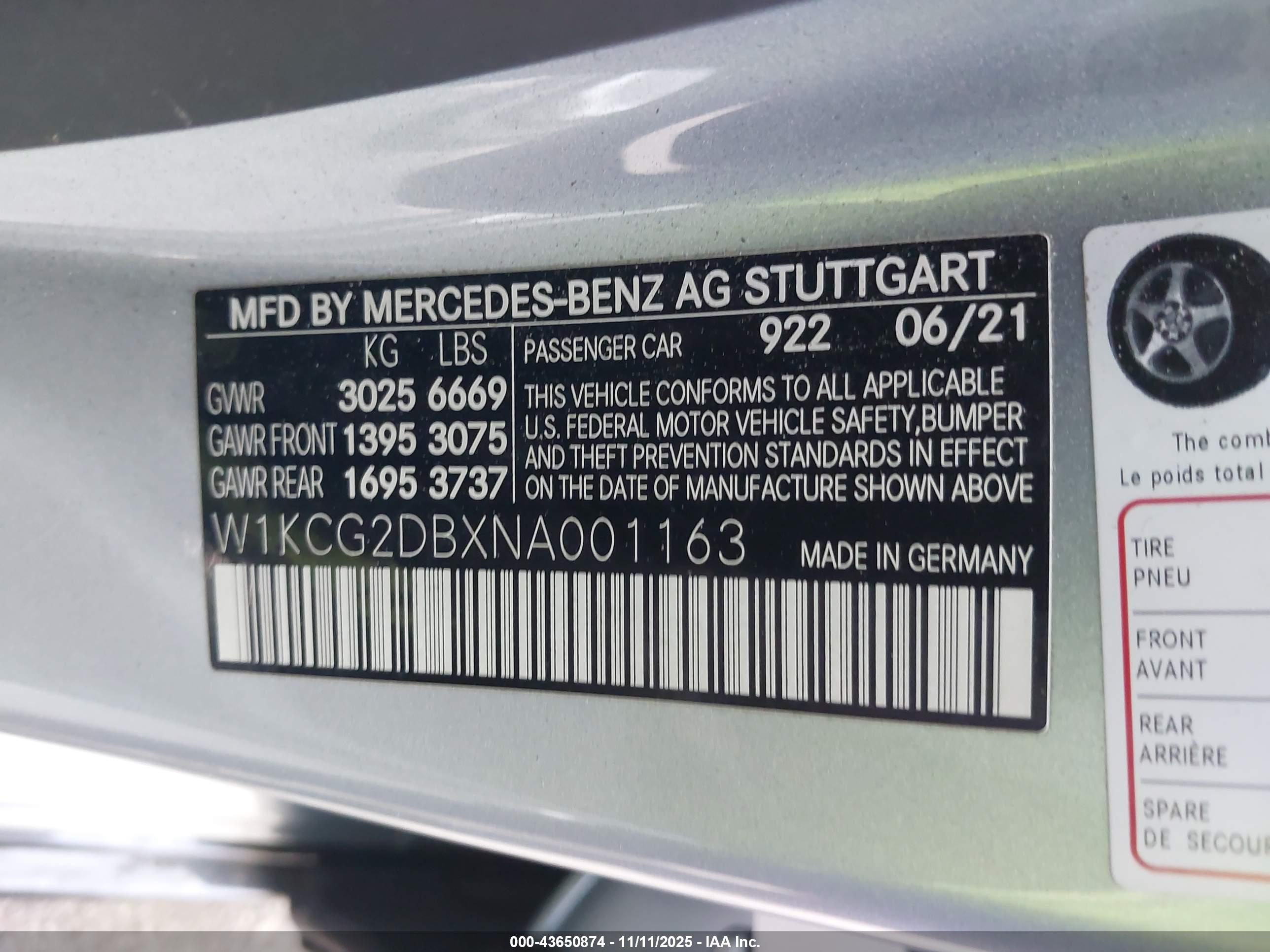 MERCEDES-BENZ EQS image 9