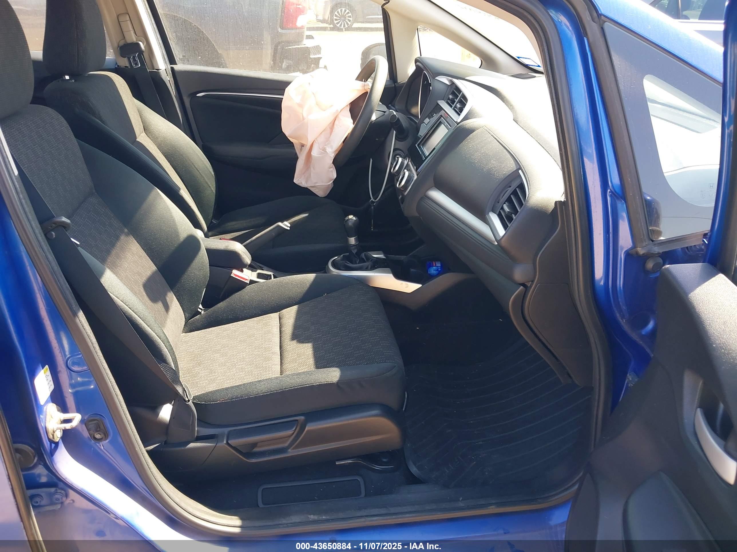 HONDA FIT image 5