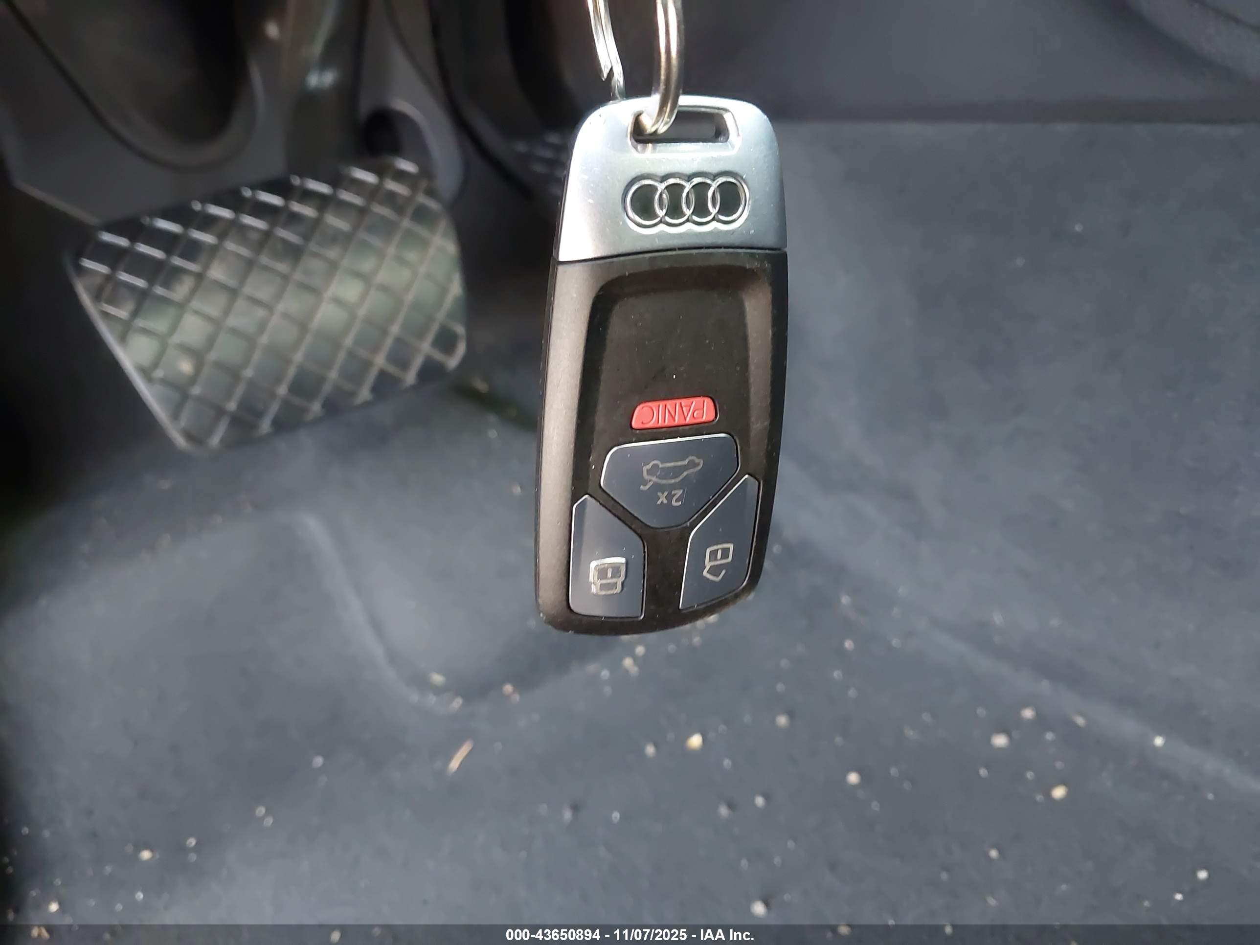 AUDI Q5 image 11
