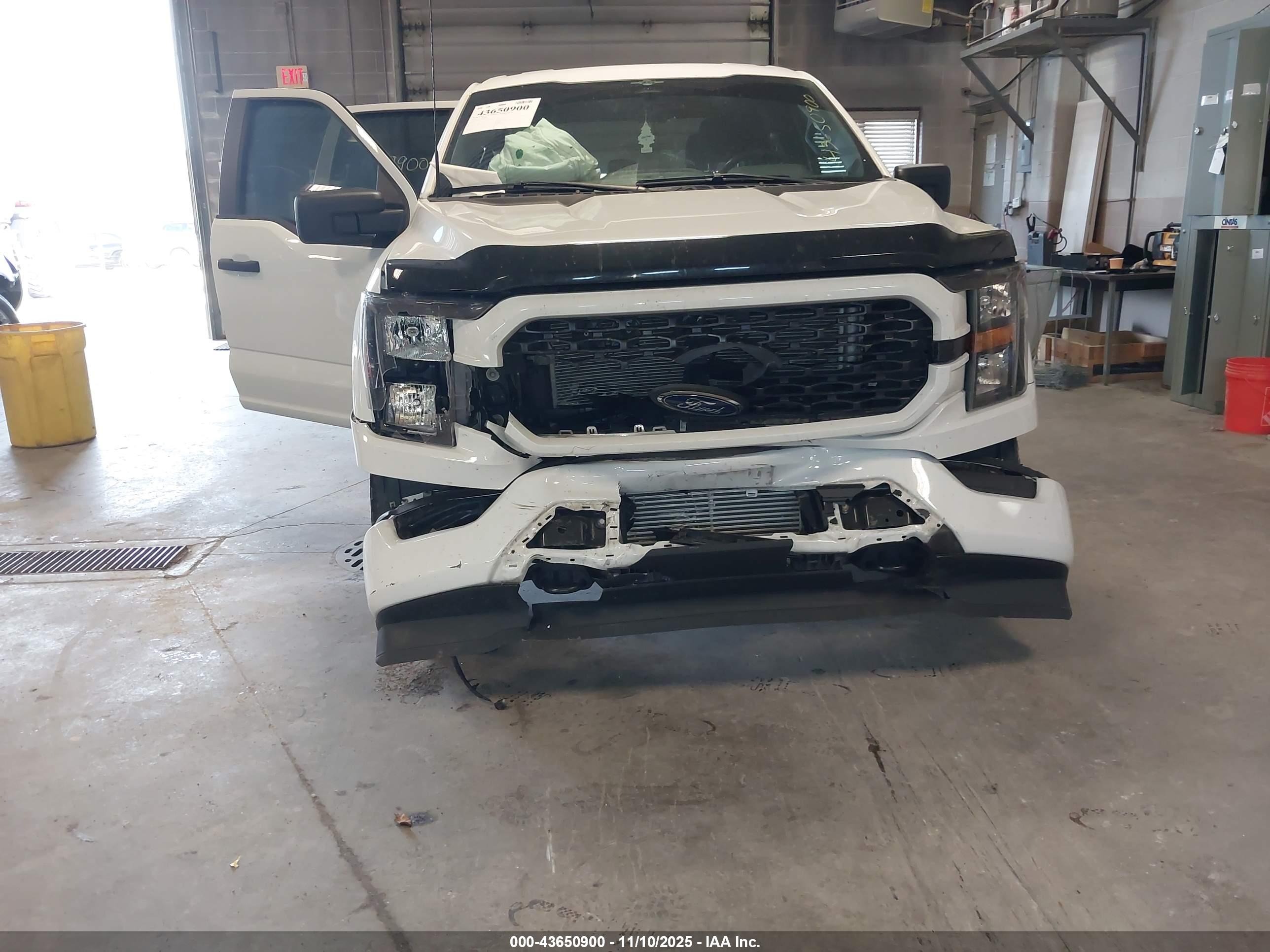 FORD F-150 image 6