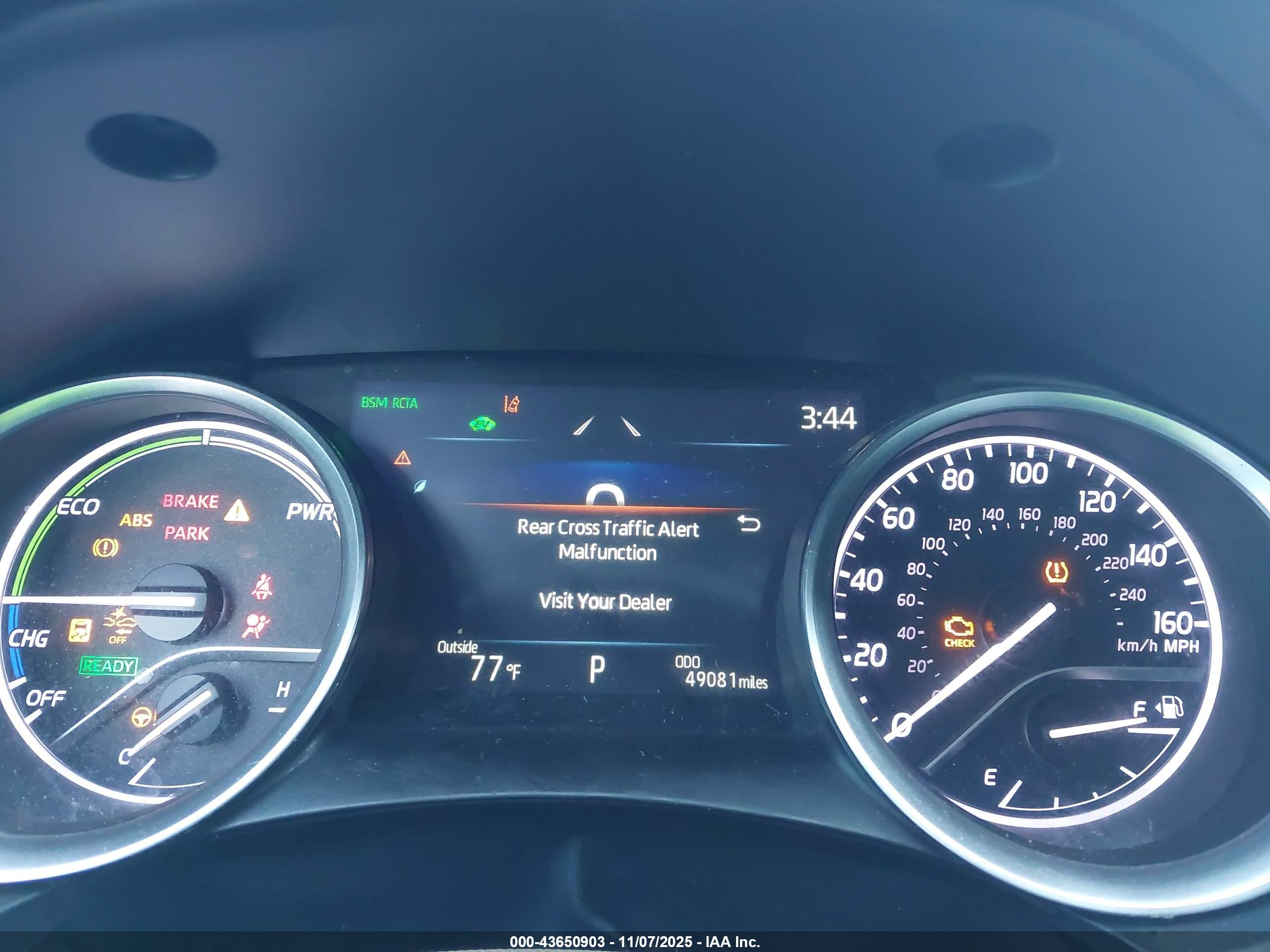 TOYOTA CAMRY image 7