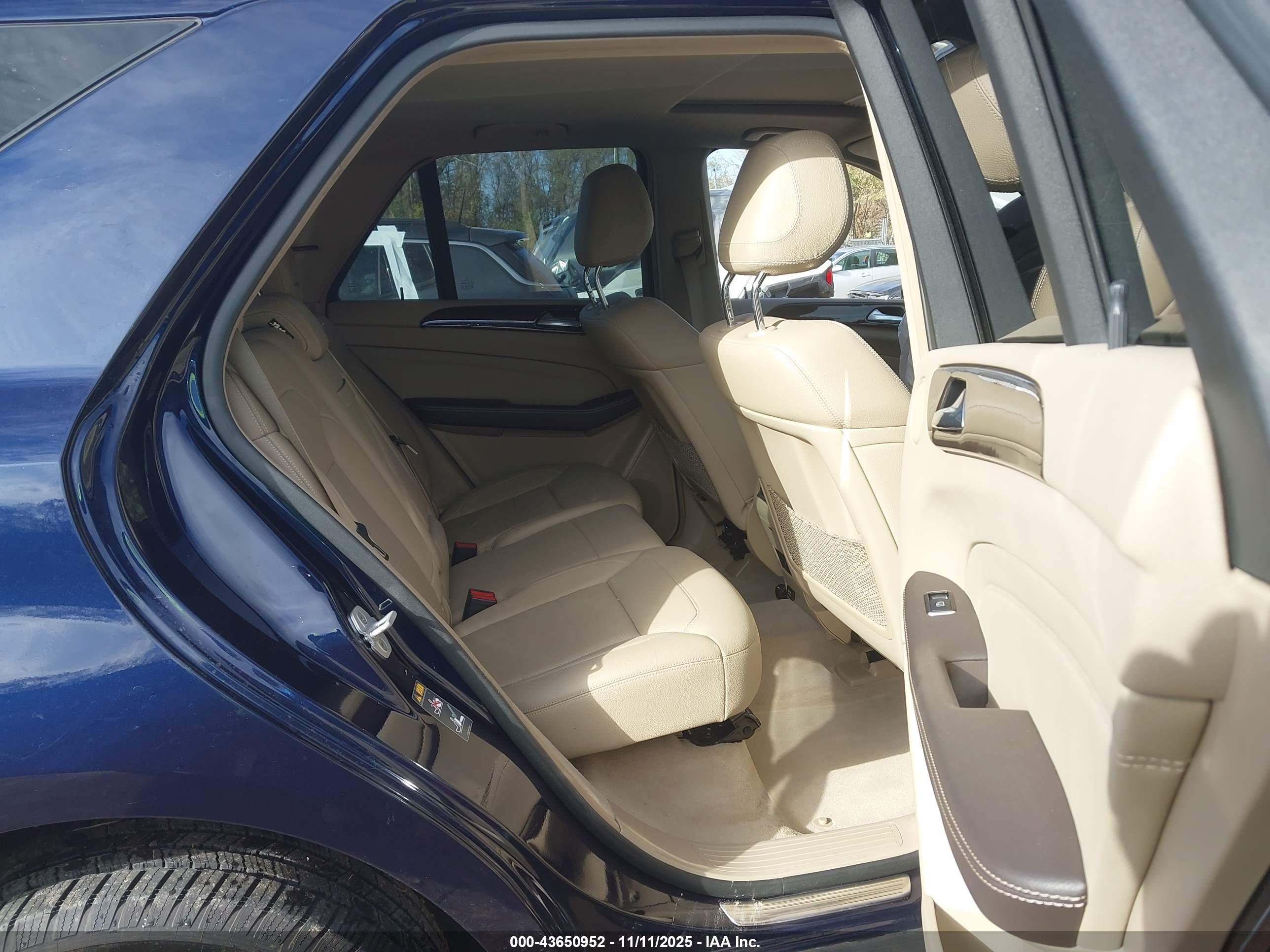 MERCEDES-BENZ ML image 8