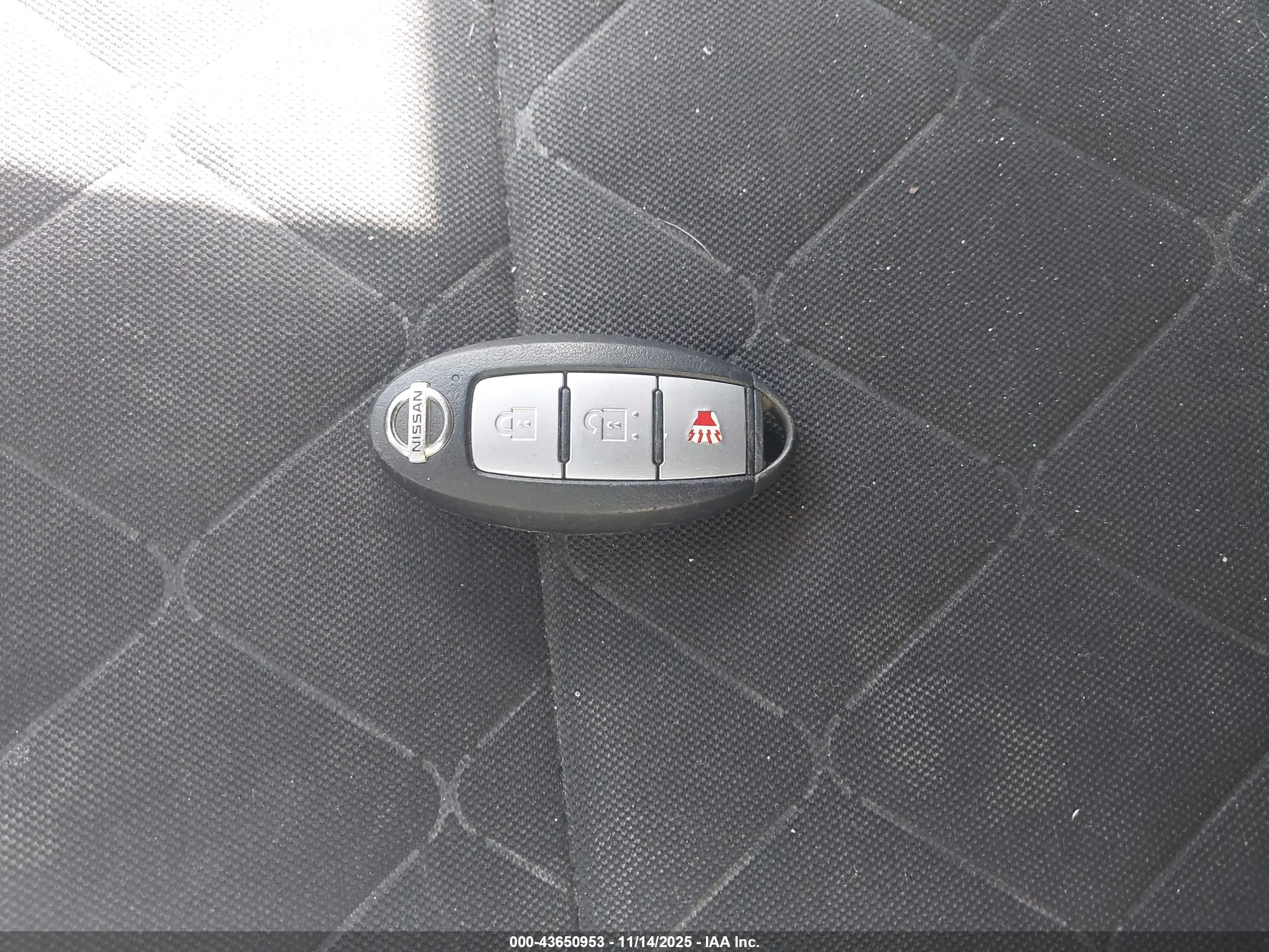 NISSAN KICKS image 11
