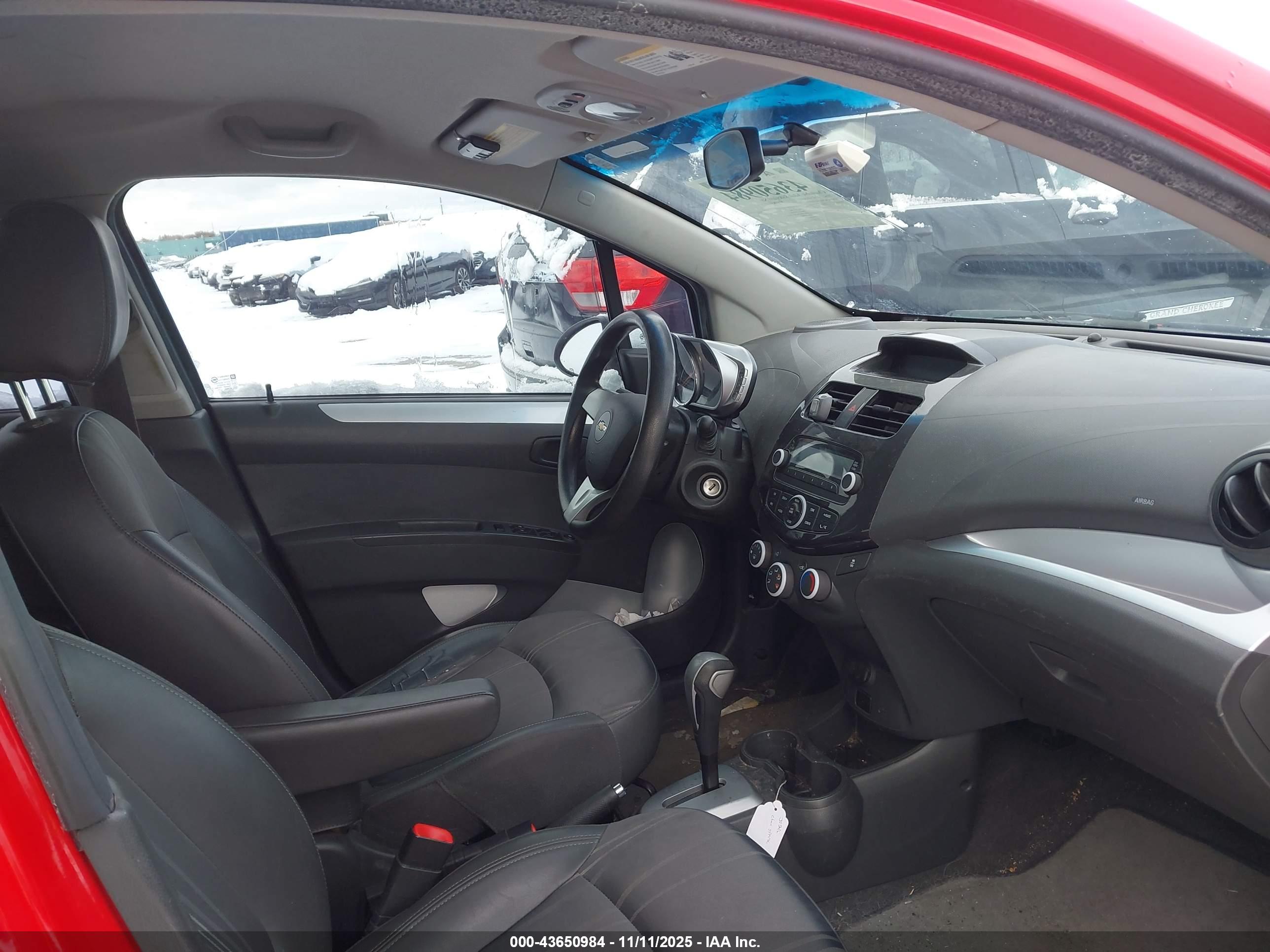 CHEVROLET SPARK image 5