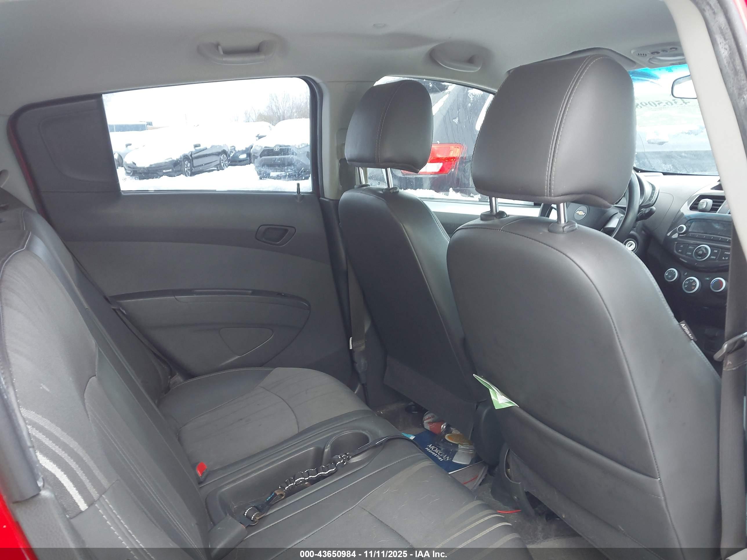 CHEVROLET SPARK image 8