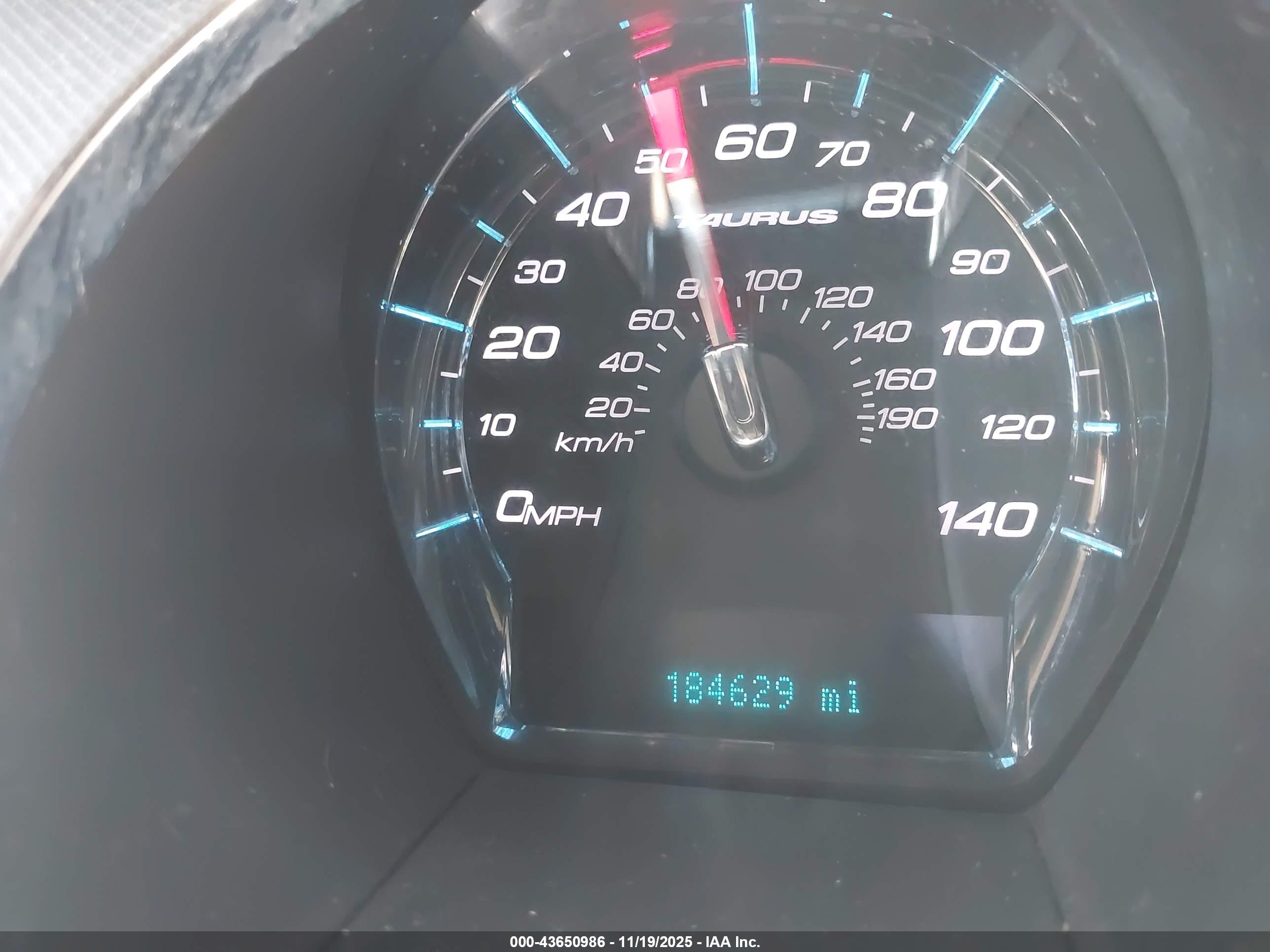 FORD TAURUS image 7