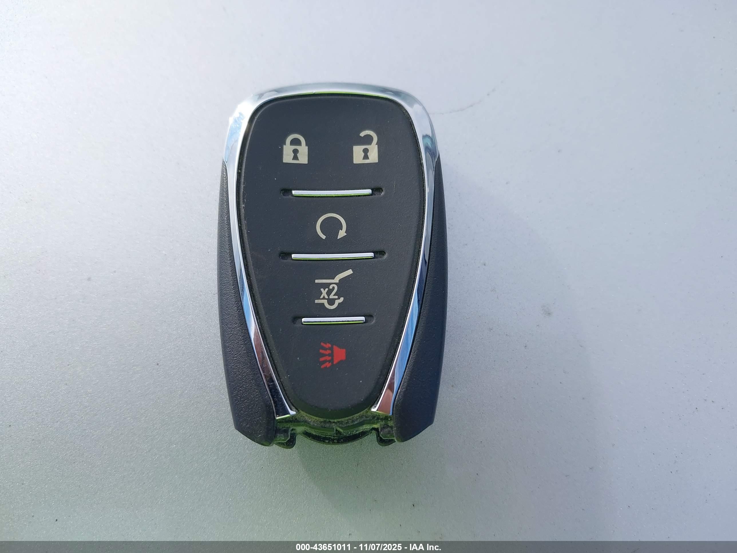 CHEVROLET TRAVERSE image 11