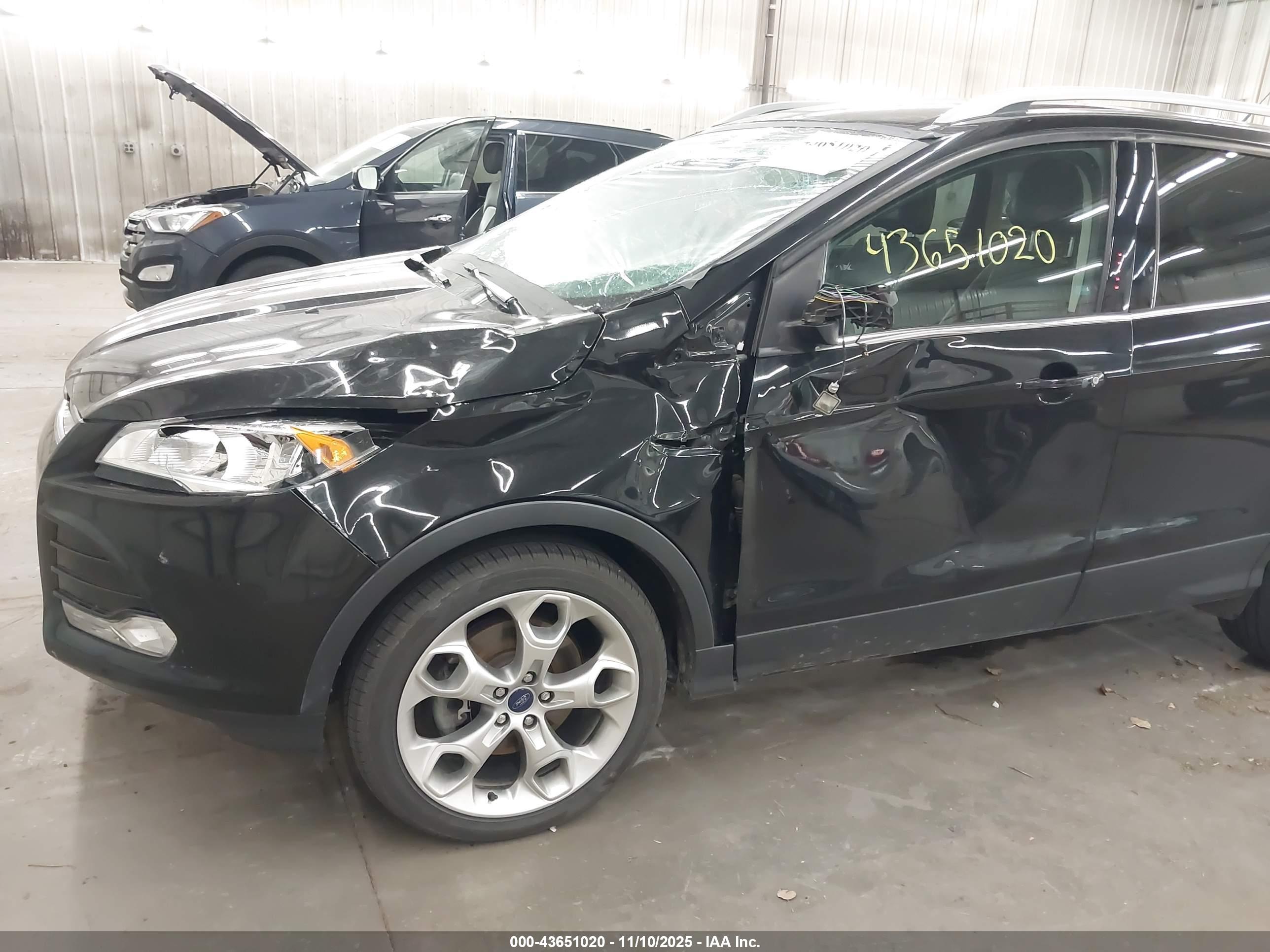 FORD ESCAPE image 6