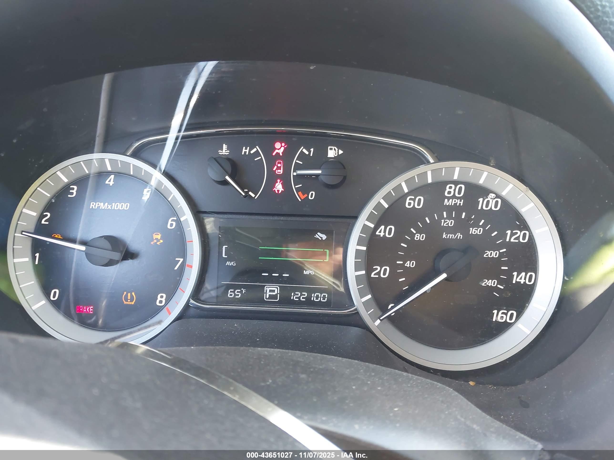 NISSAN SENTRA image 7