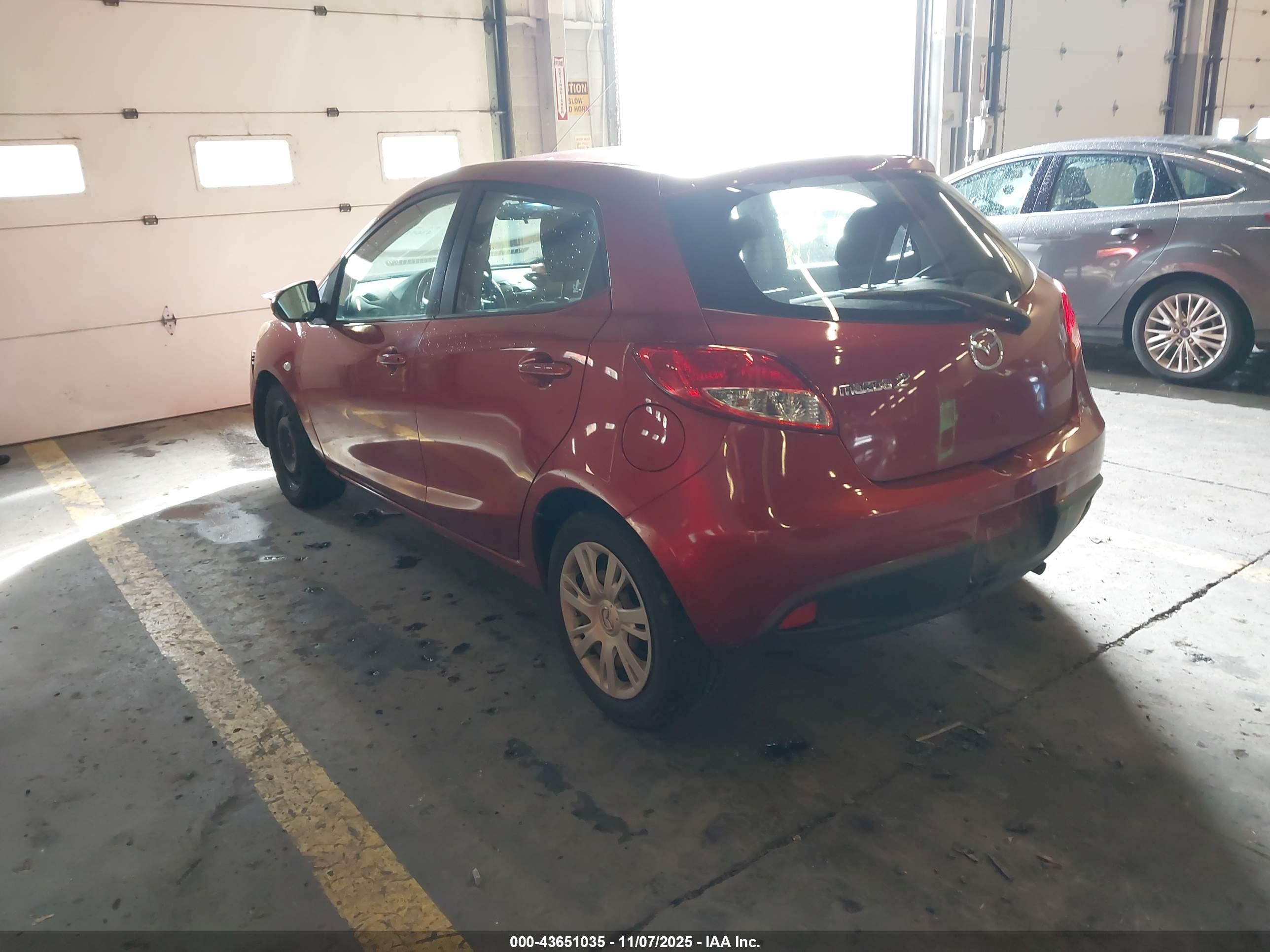 MAZDA MAZDA2 image 3