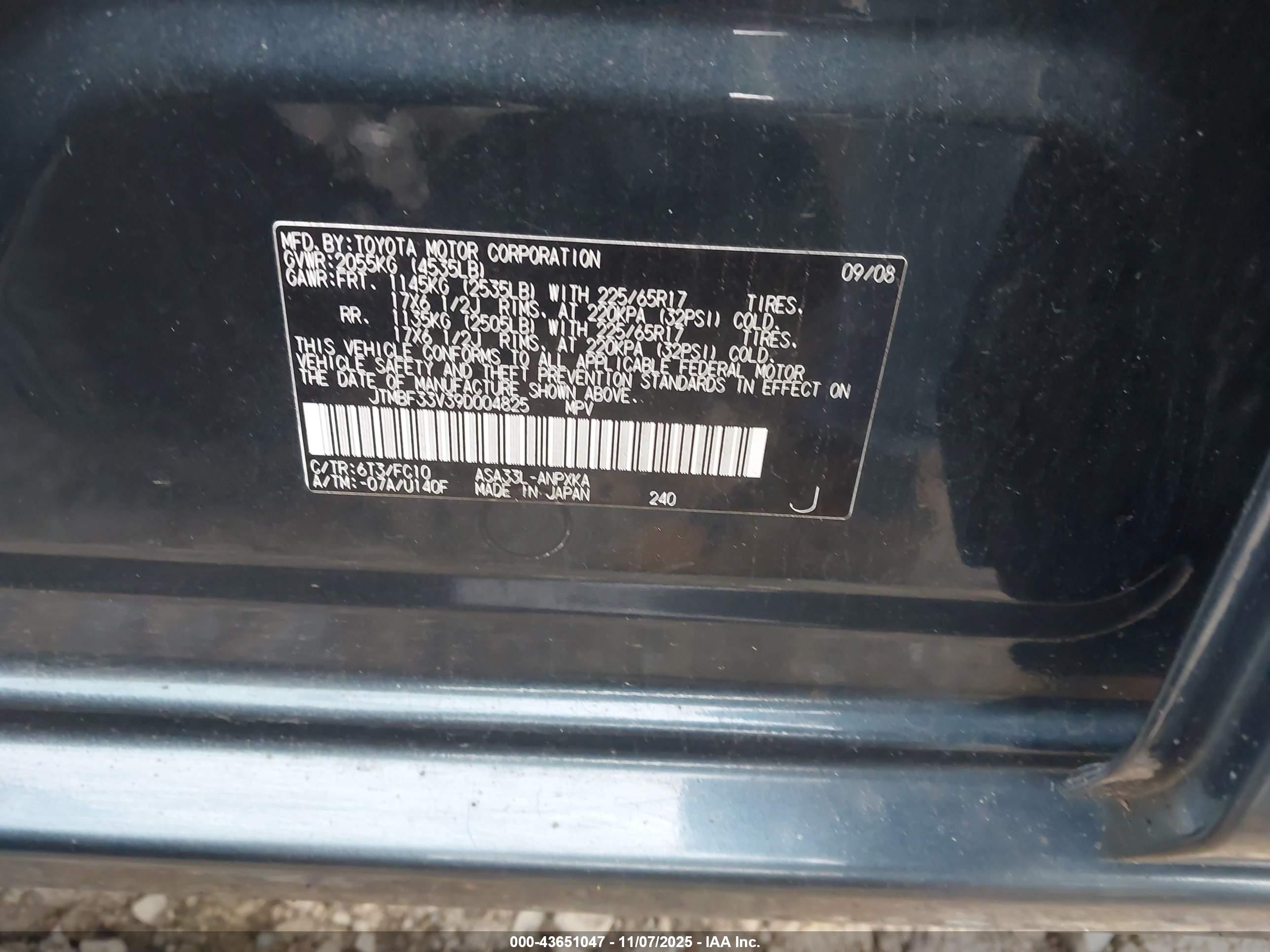 TOYOTA RAV4 image 9