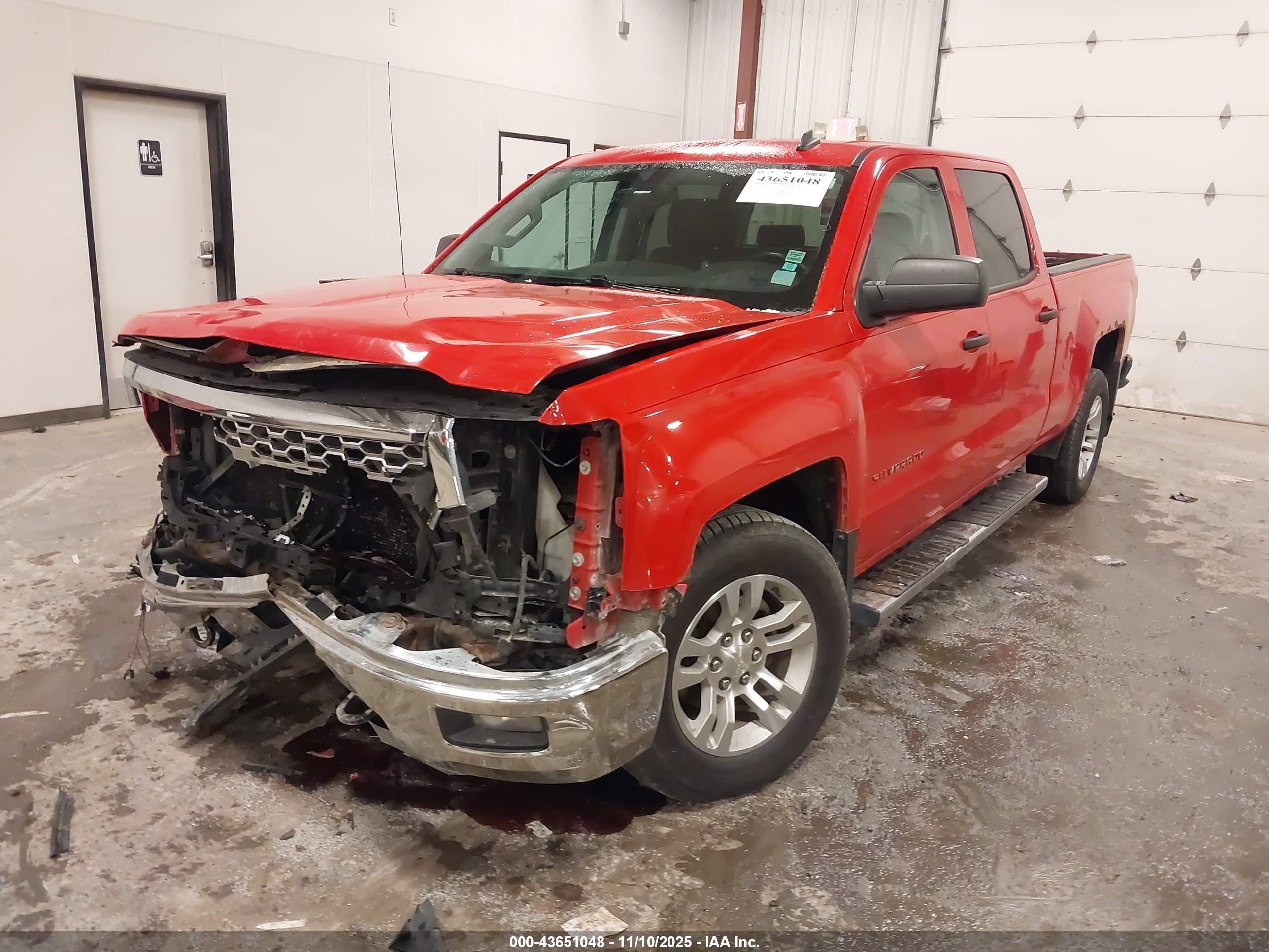 CHEVROLET SILVERADO image 2