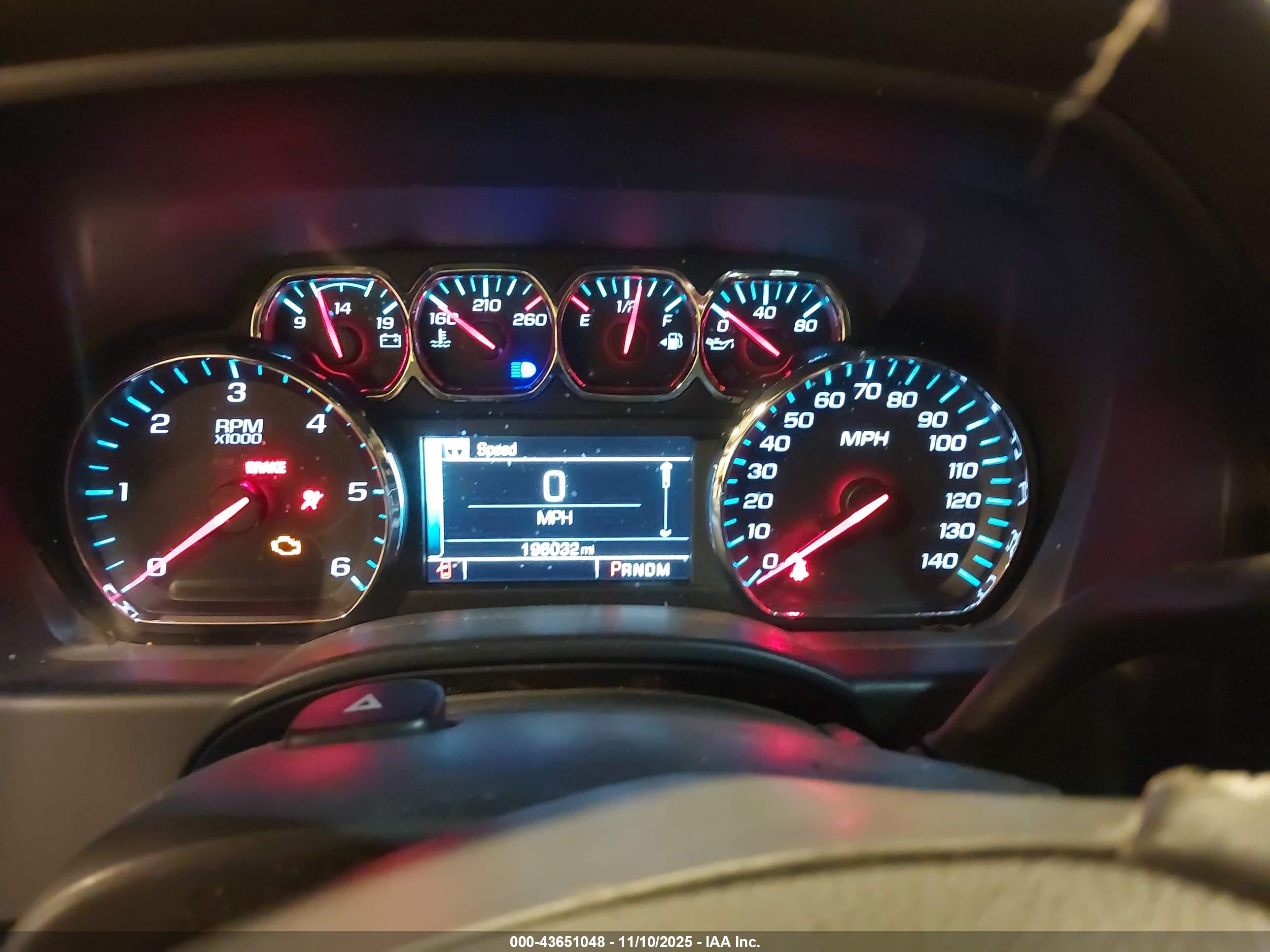 CHEVROLET SILVERADO image 7