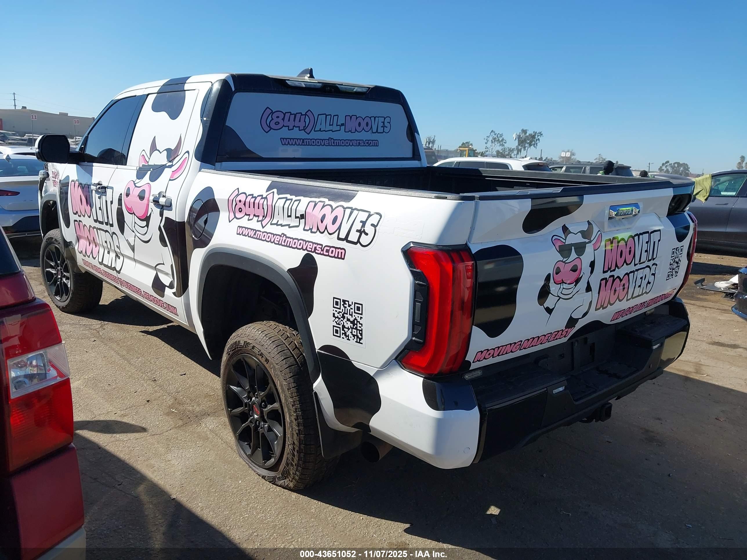 TOYOTA TUNDRA image 3