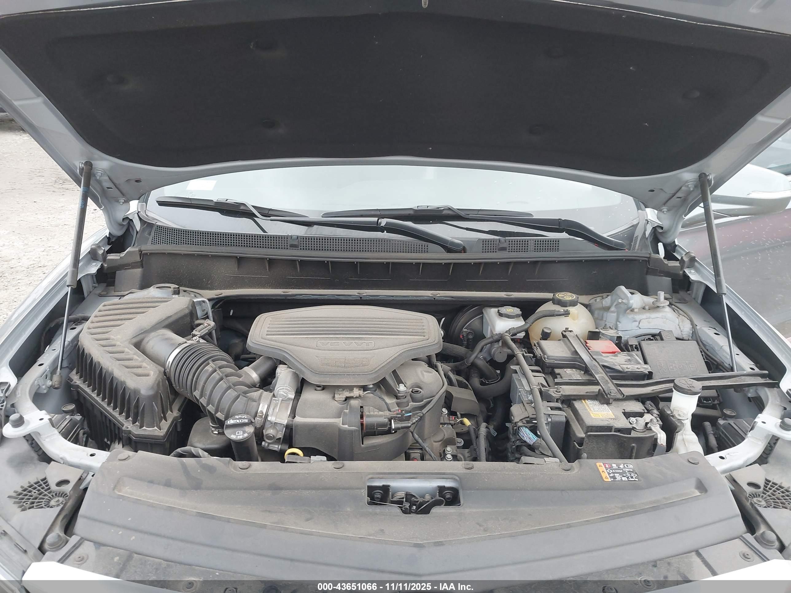 CADILLAC XT6 image 10