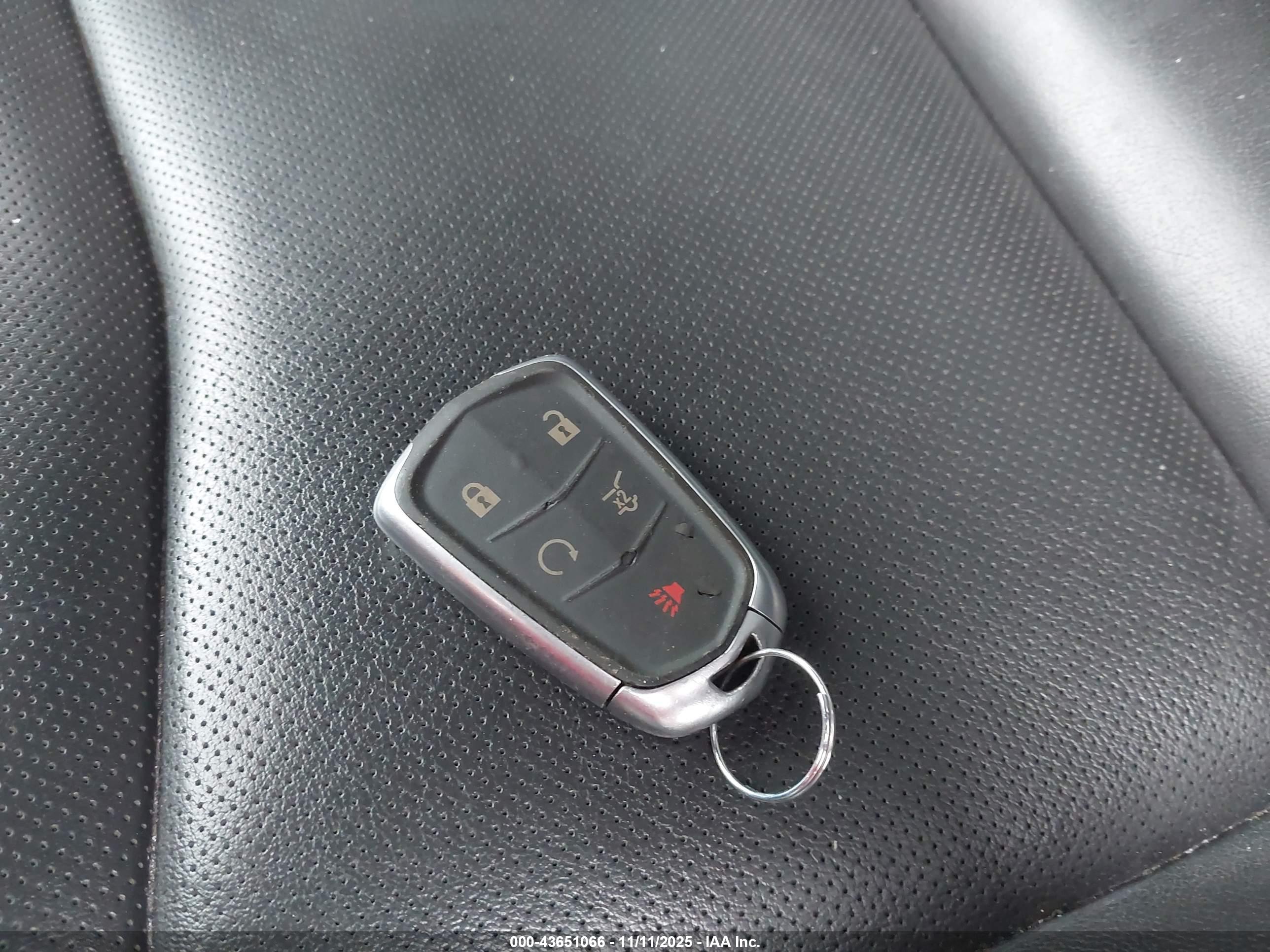 CADILLAC XT6 image 11