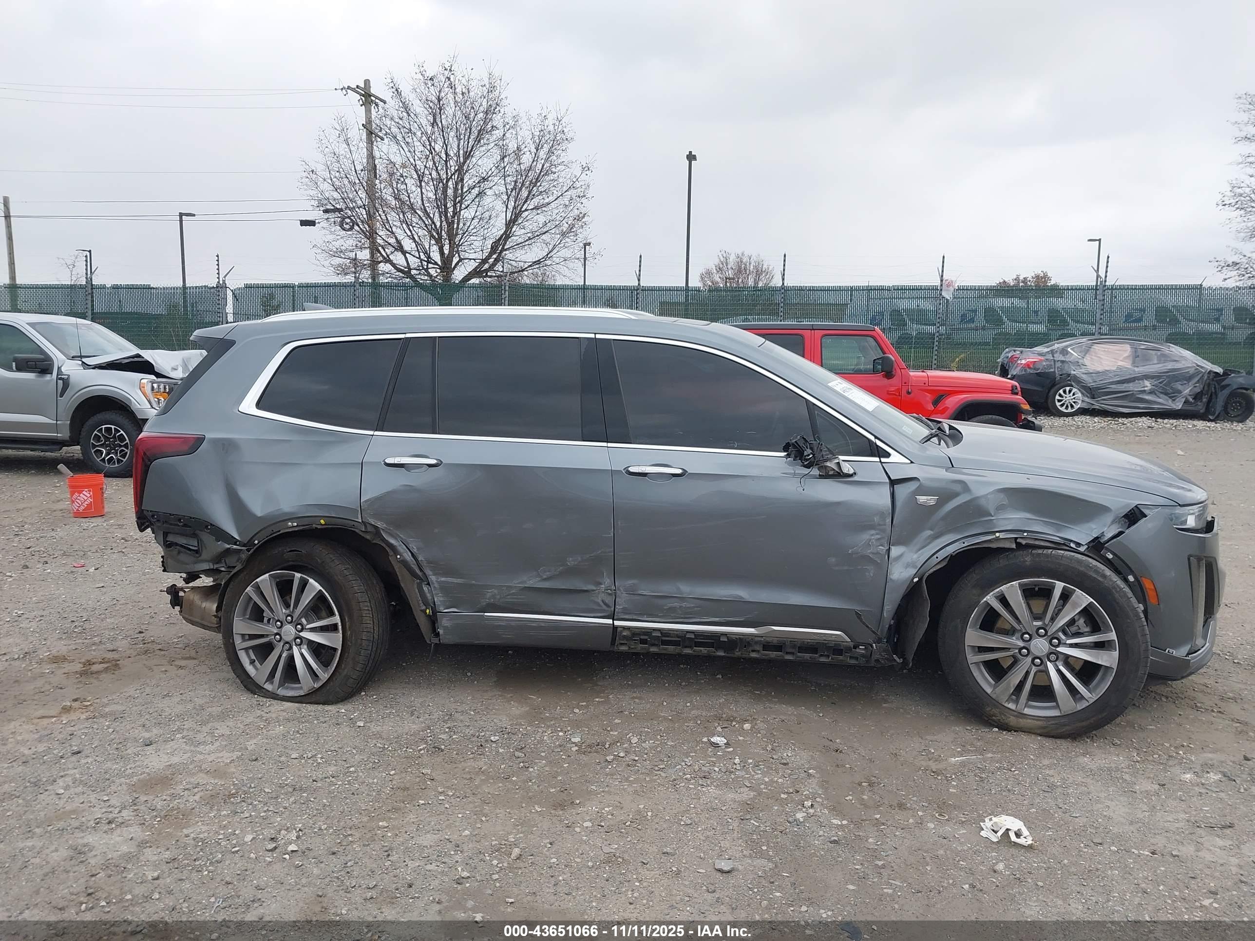CADILLAC XT6 image 6