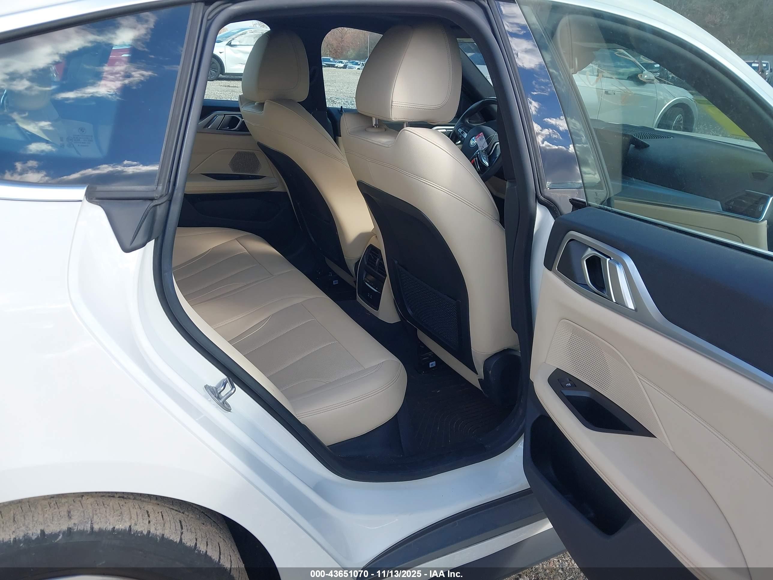 BMW I4 image 8