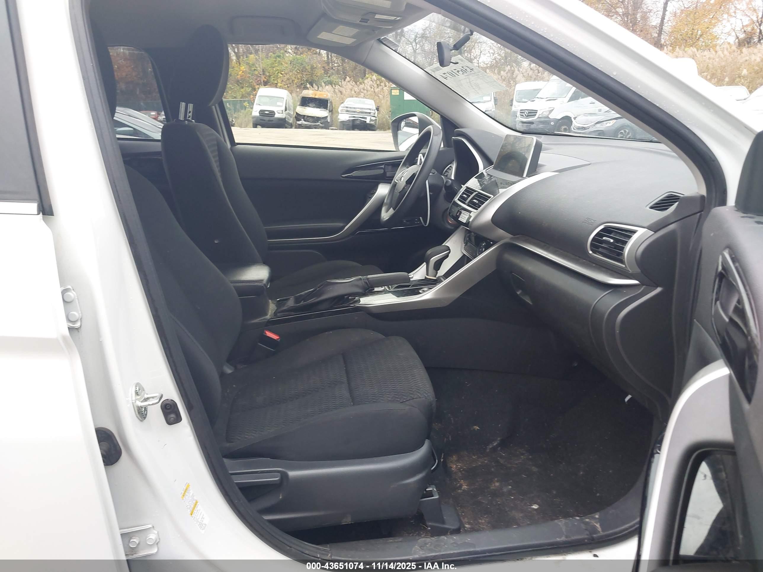 MITSUBISHI ECLIPSE image 5
