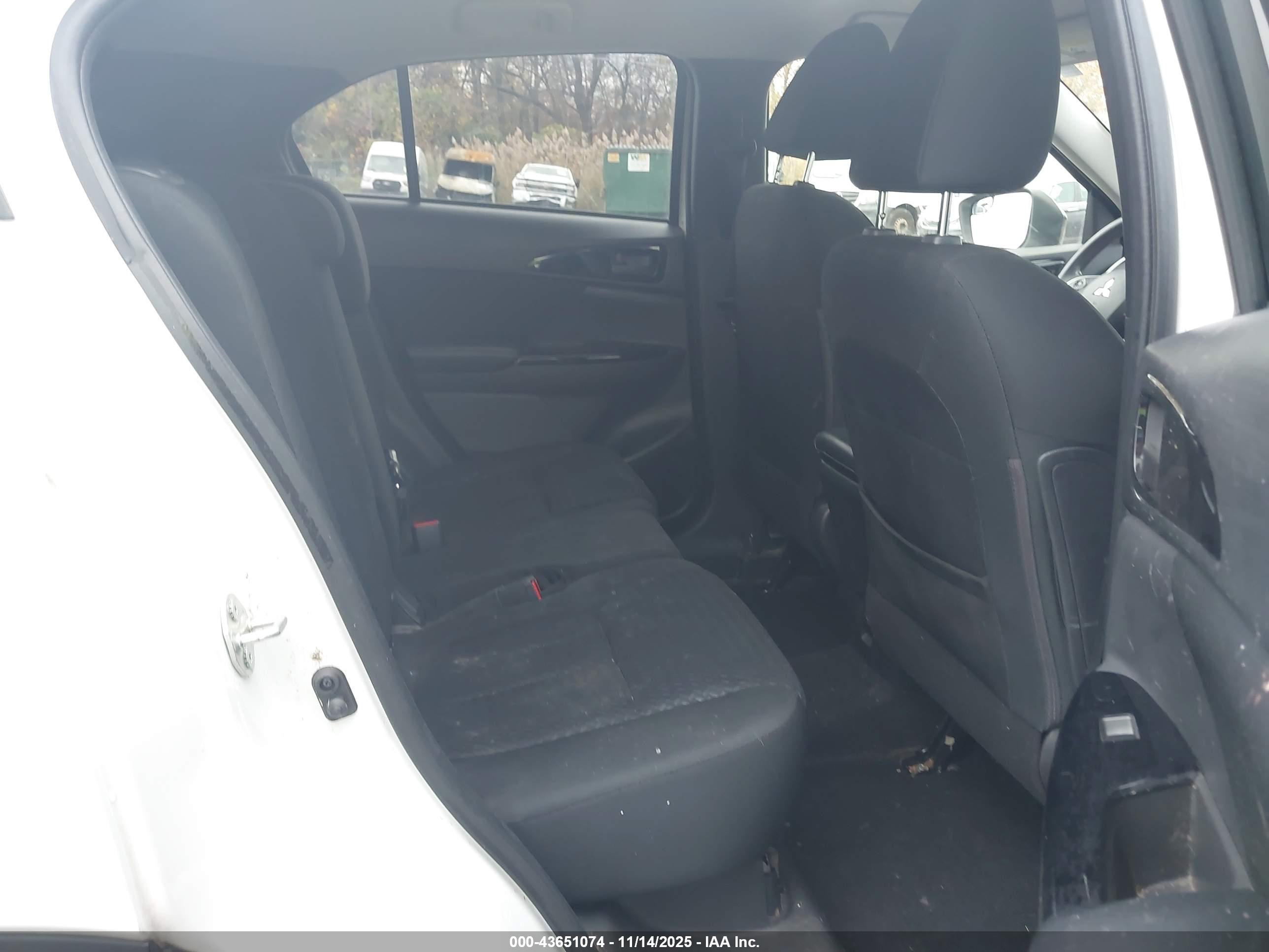 MITSUBISHI ECLIPSE image 8