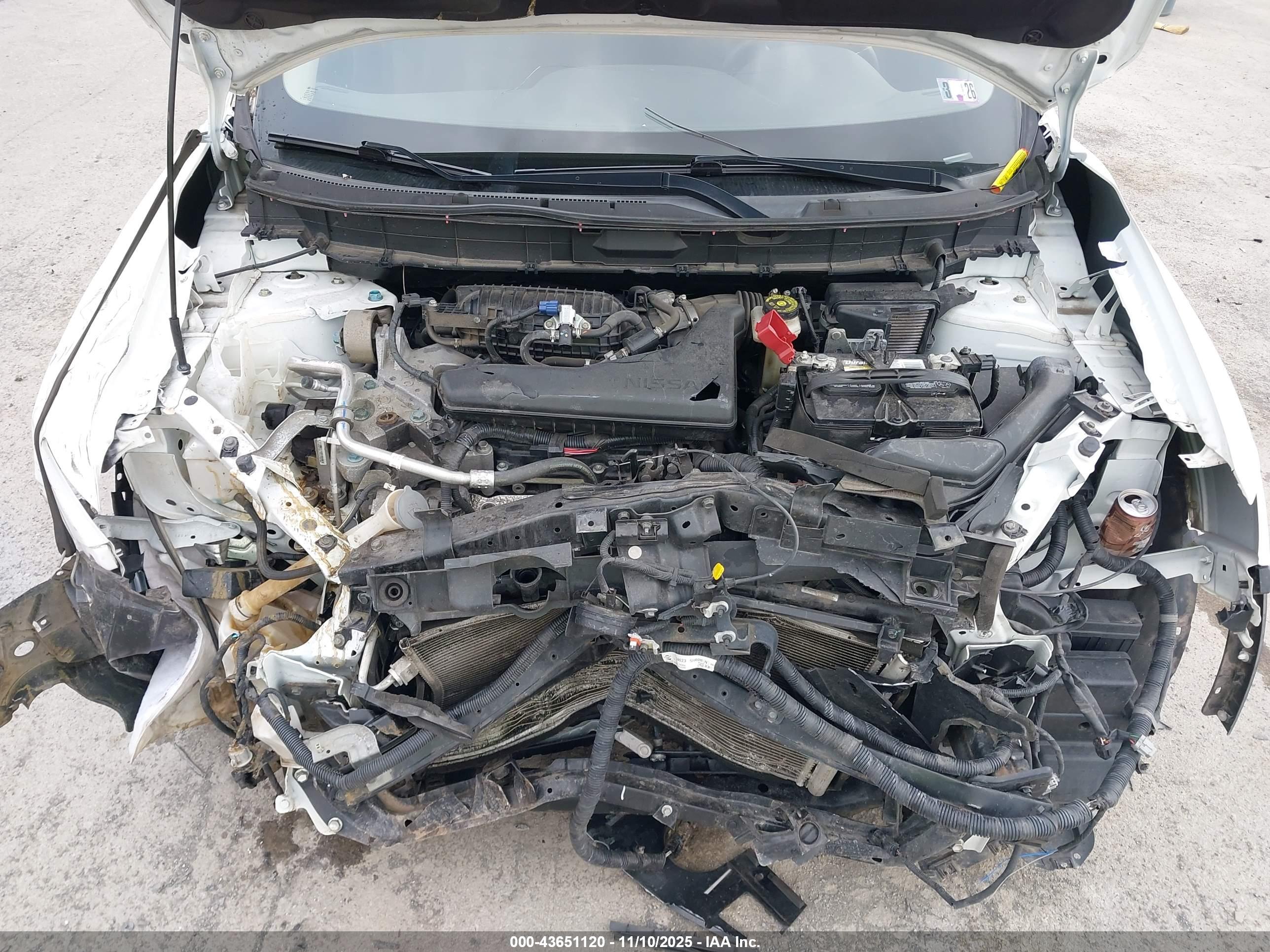 NISSAN ROGUE image 10