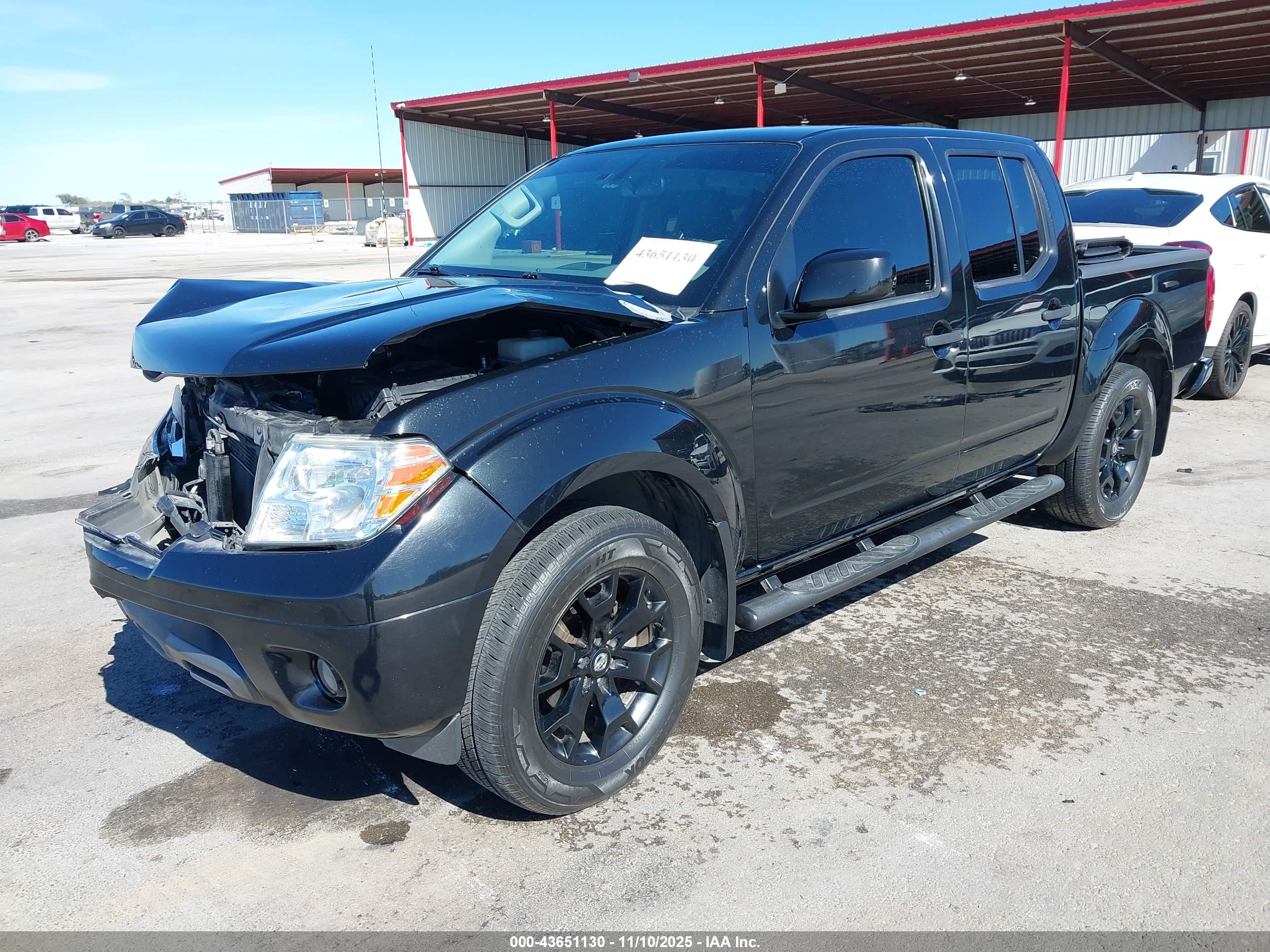 NISSAN FRONTIER image 2