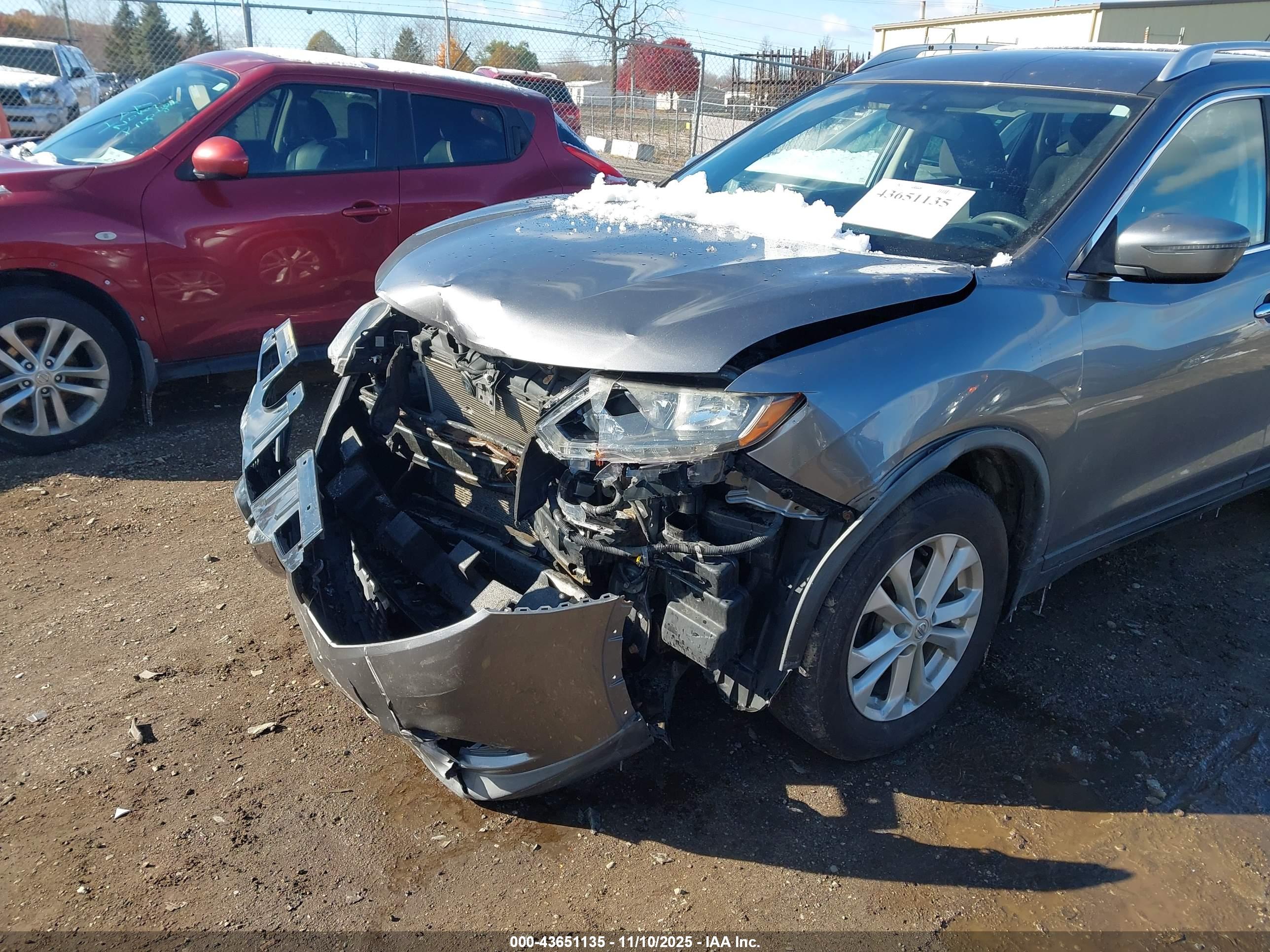 NISSAN ROGUE image 6