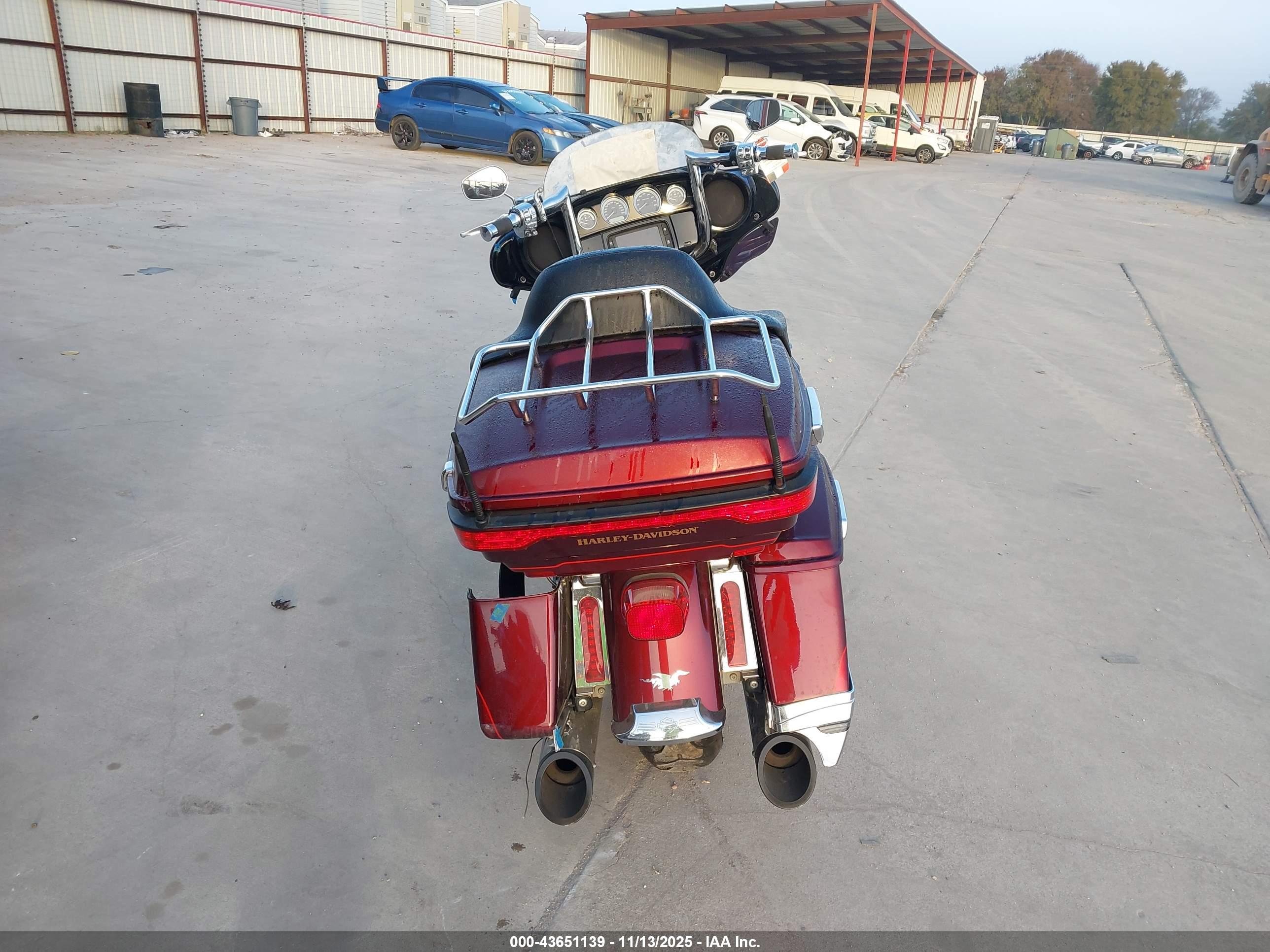 HARLEY-DAVIDSON FLHTKL image 6