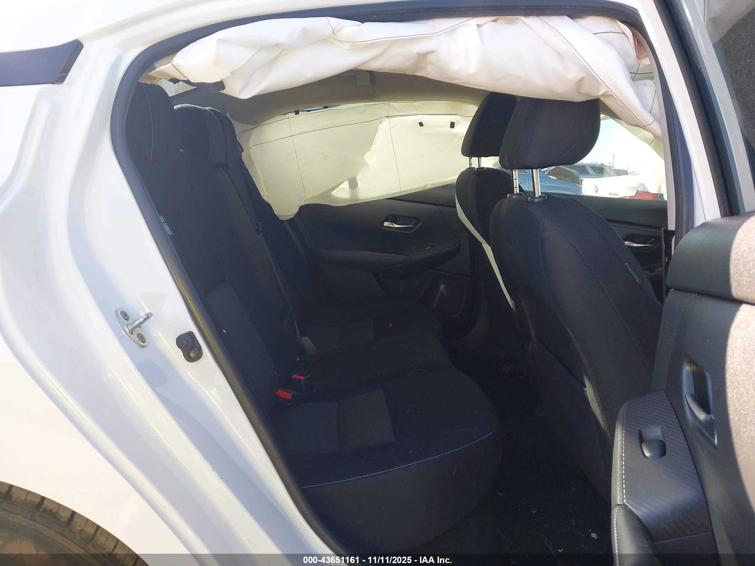 NISSAN SENTRA image 8