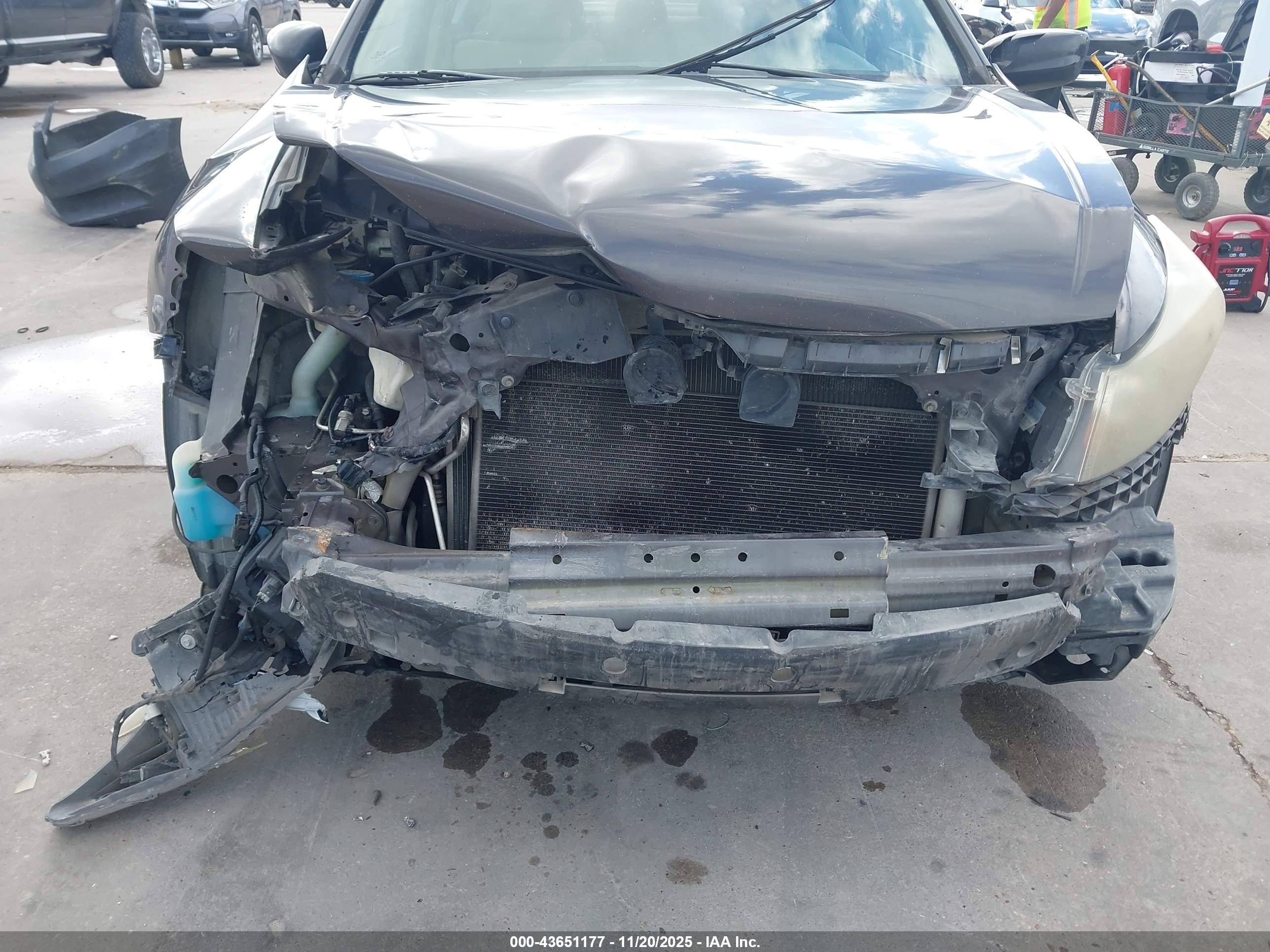 HONDA ACCORD image 6