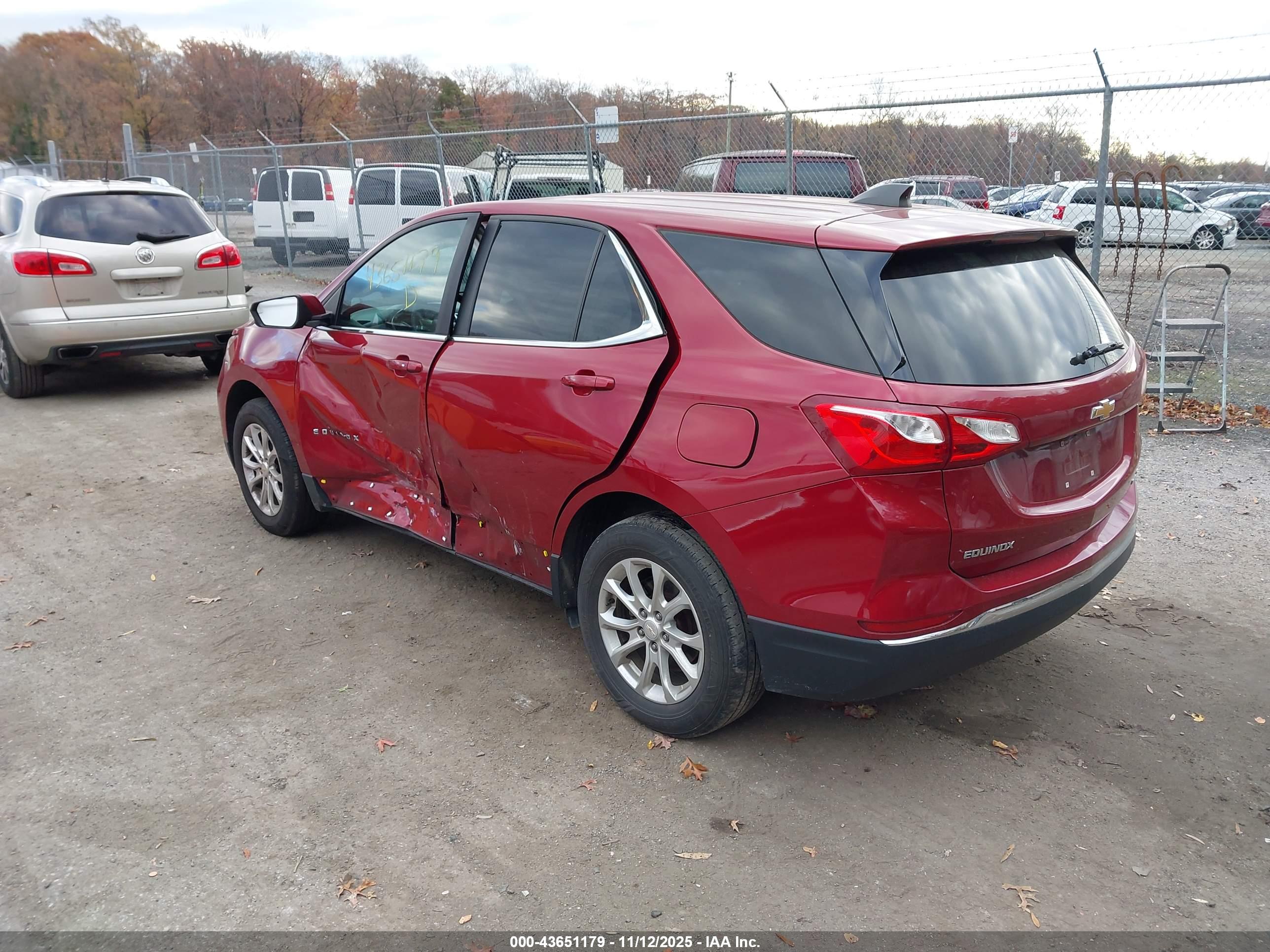 CHEVROLET EQUINOX image 3