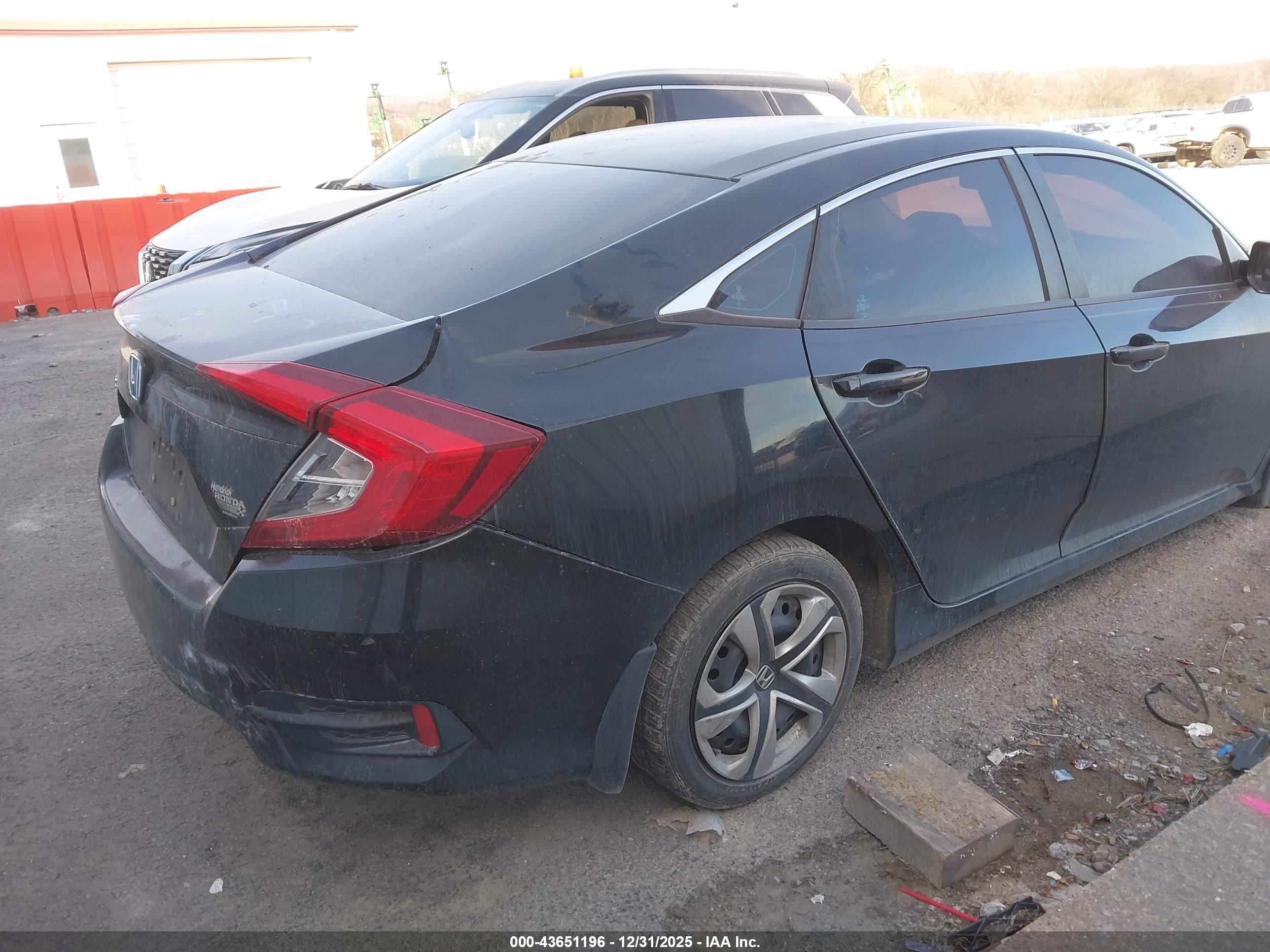 HONDA CIVIC image 4