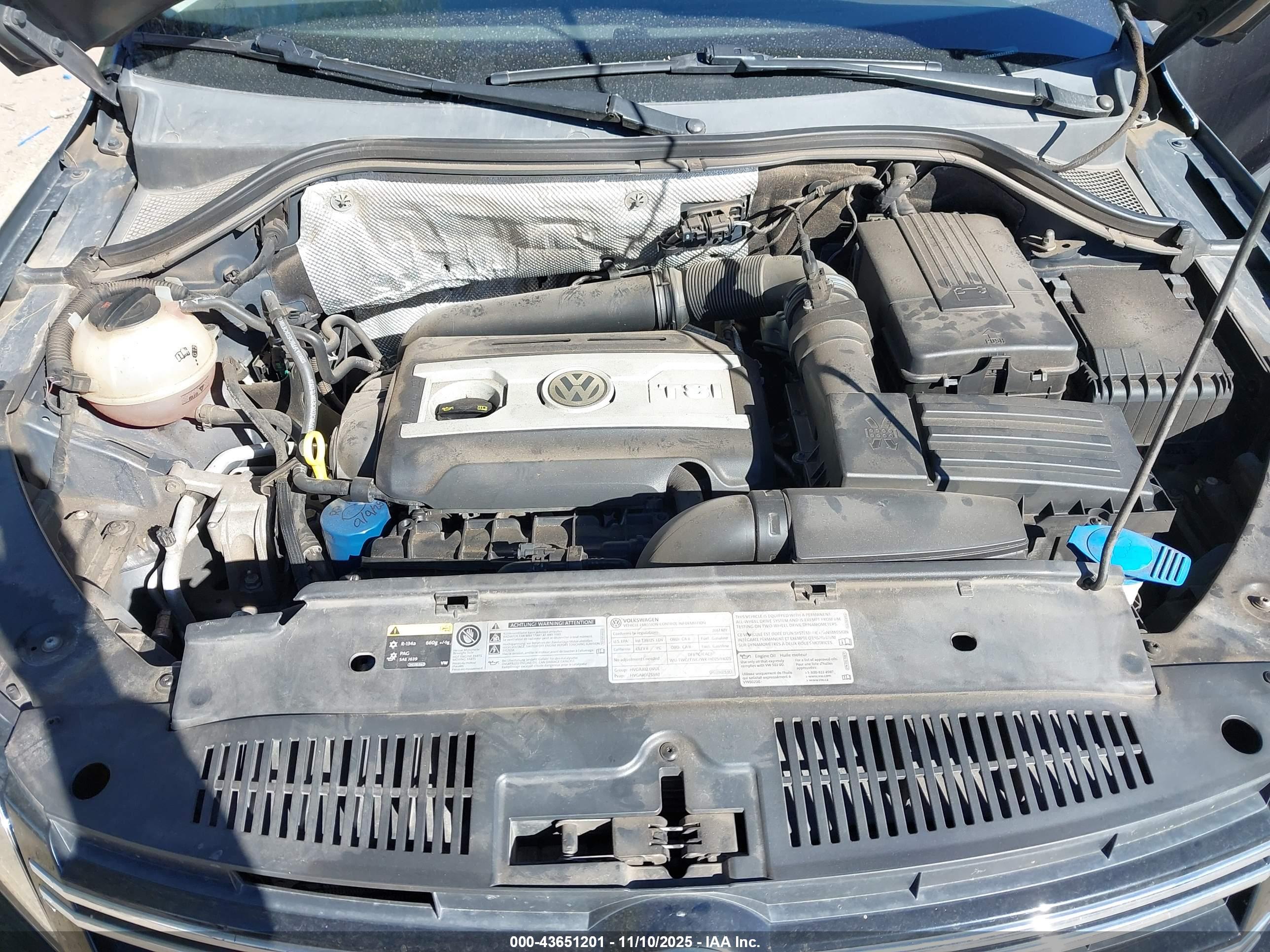 VOLKSWAGEN TIGUAN image 10