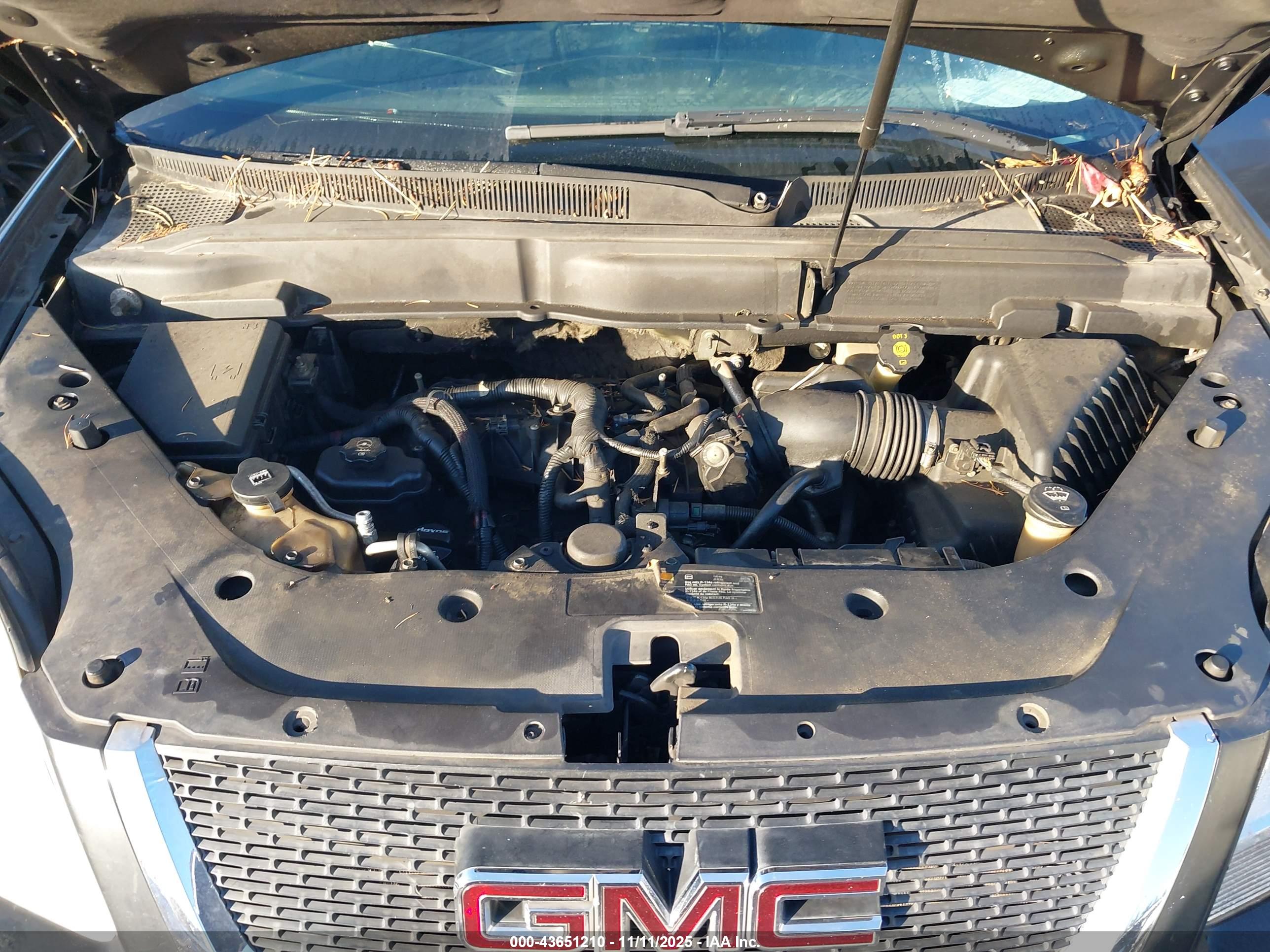 GMC ACADIA image 10