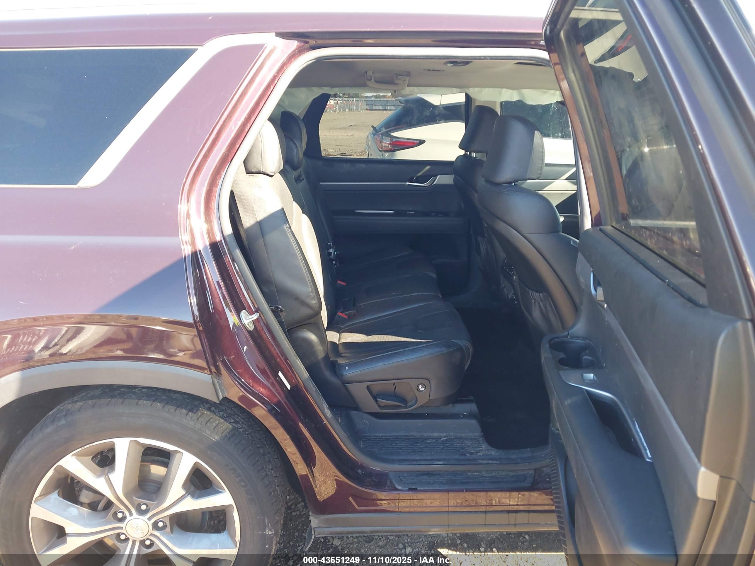 HYUNDAI PALISADE image 8