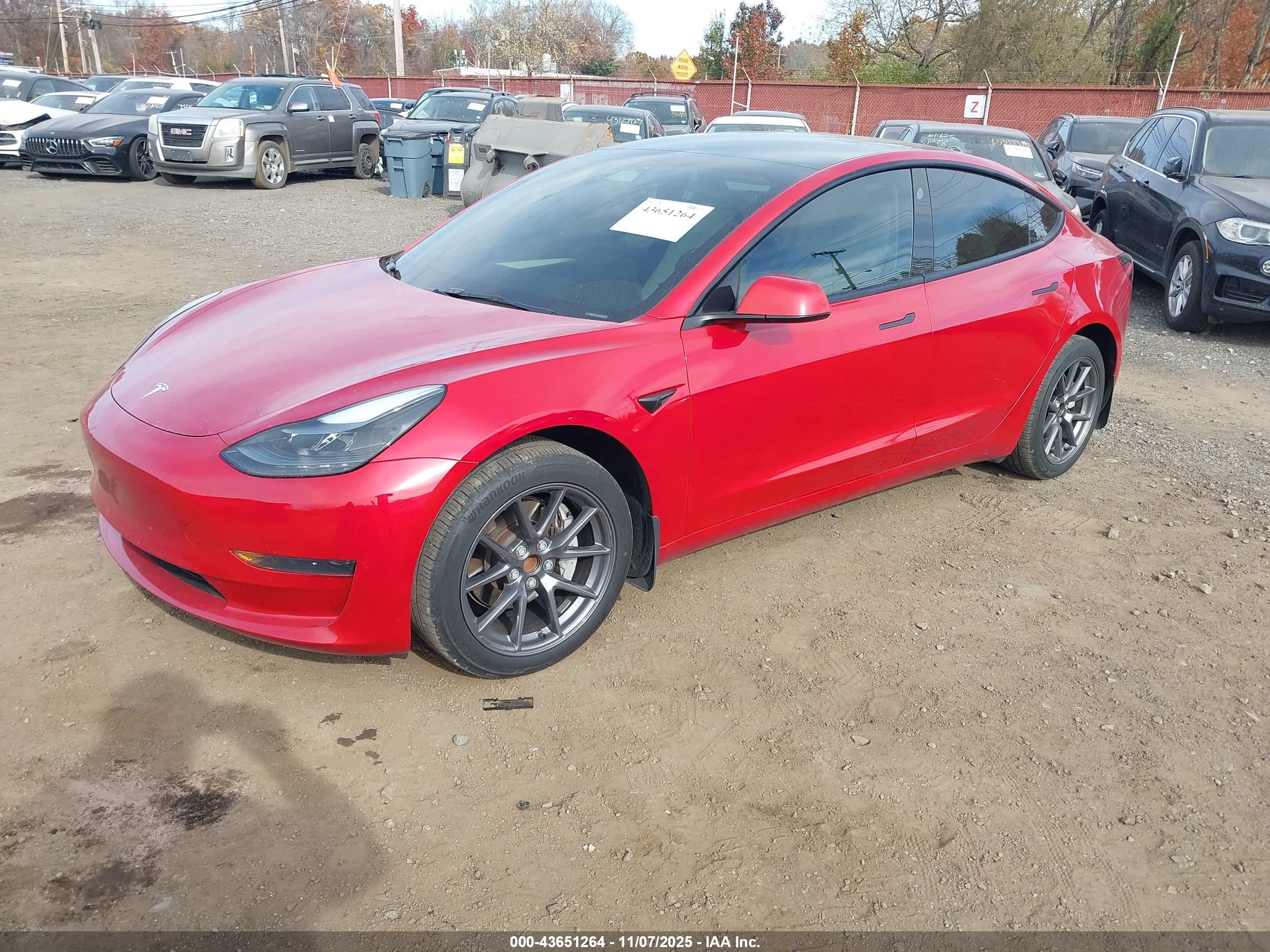 TESLA MODEL image 2