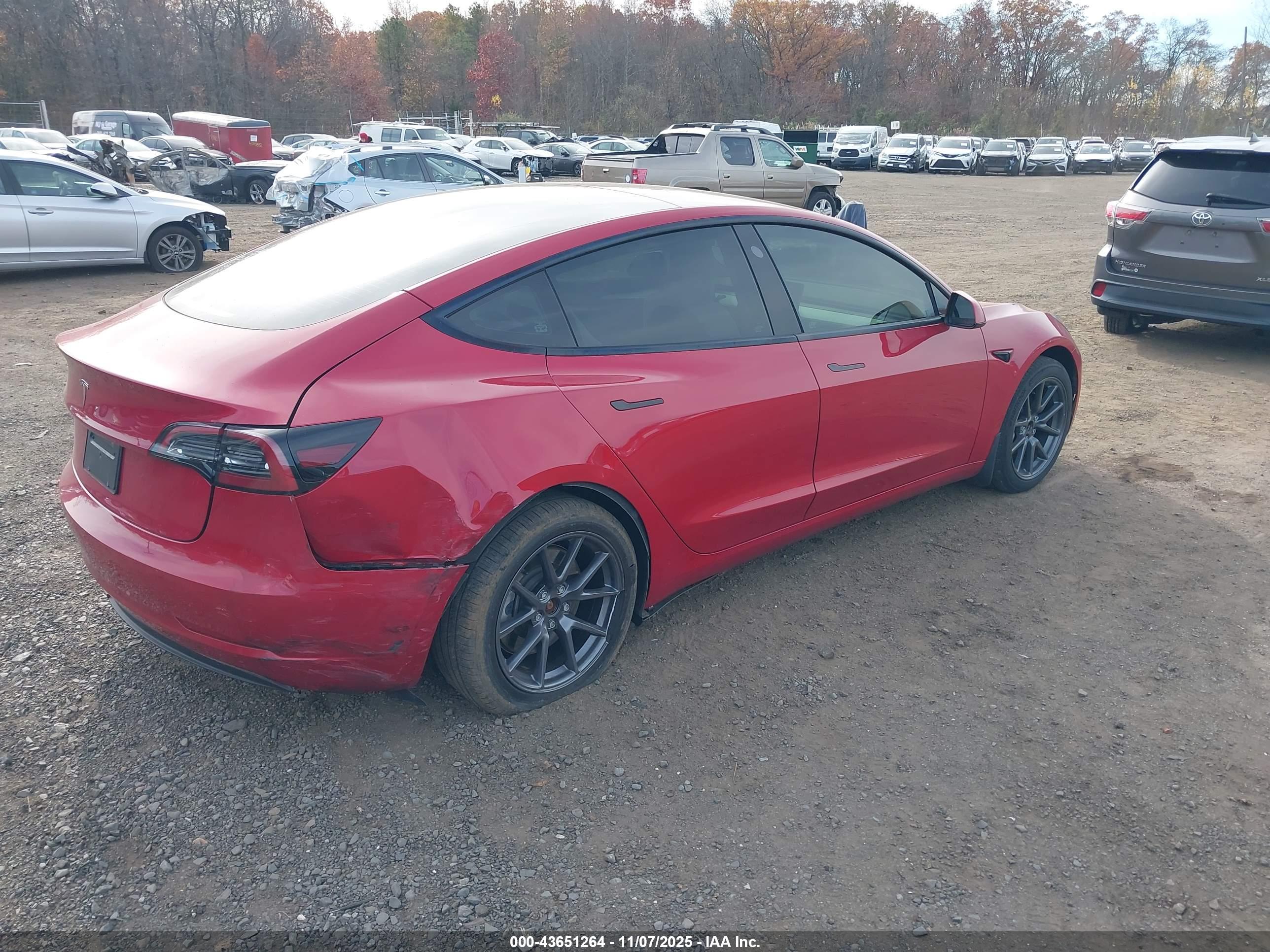 TESLA MODEL image 6