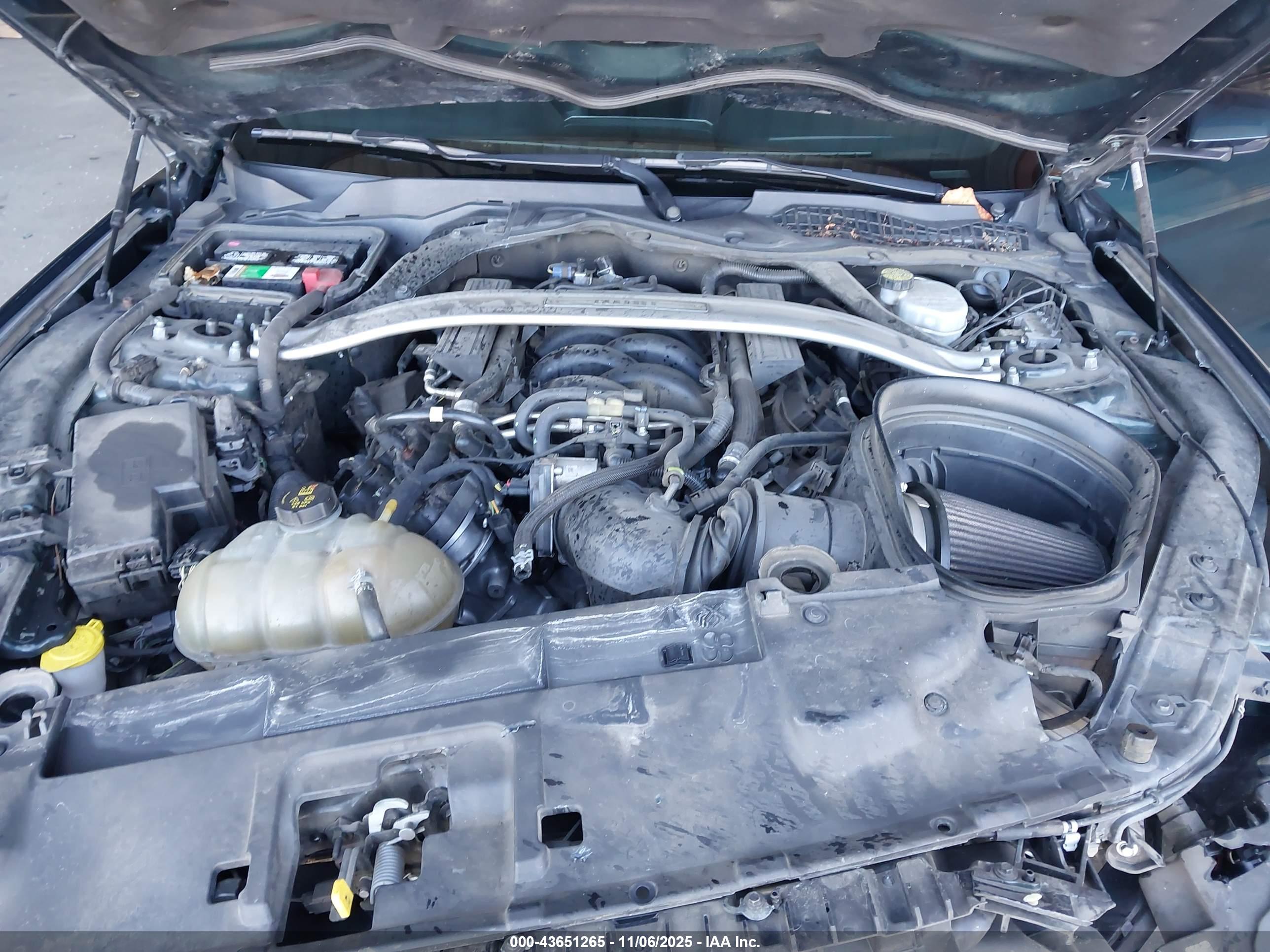 FORD MUSTANG image 10